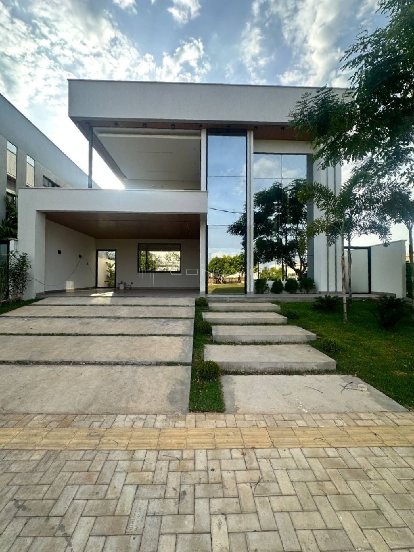 Casa Duplex no Condomínio Terras Alphaville