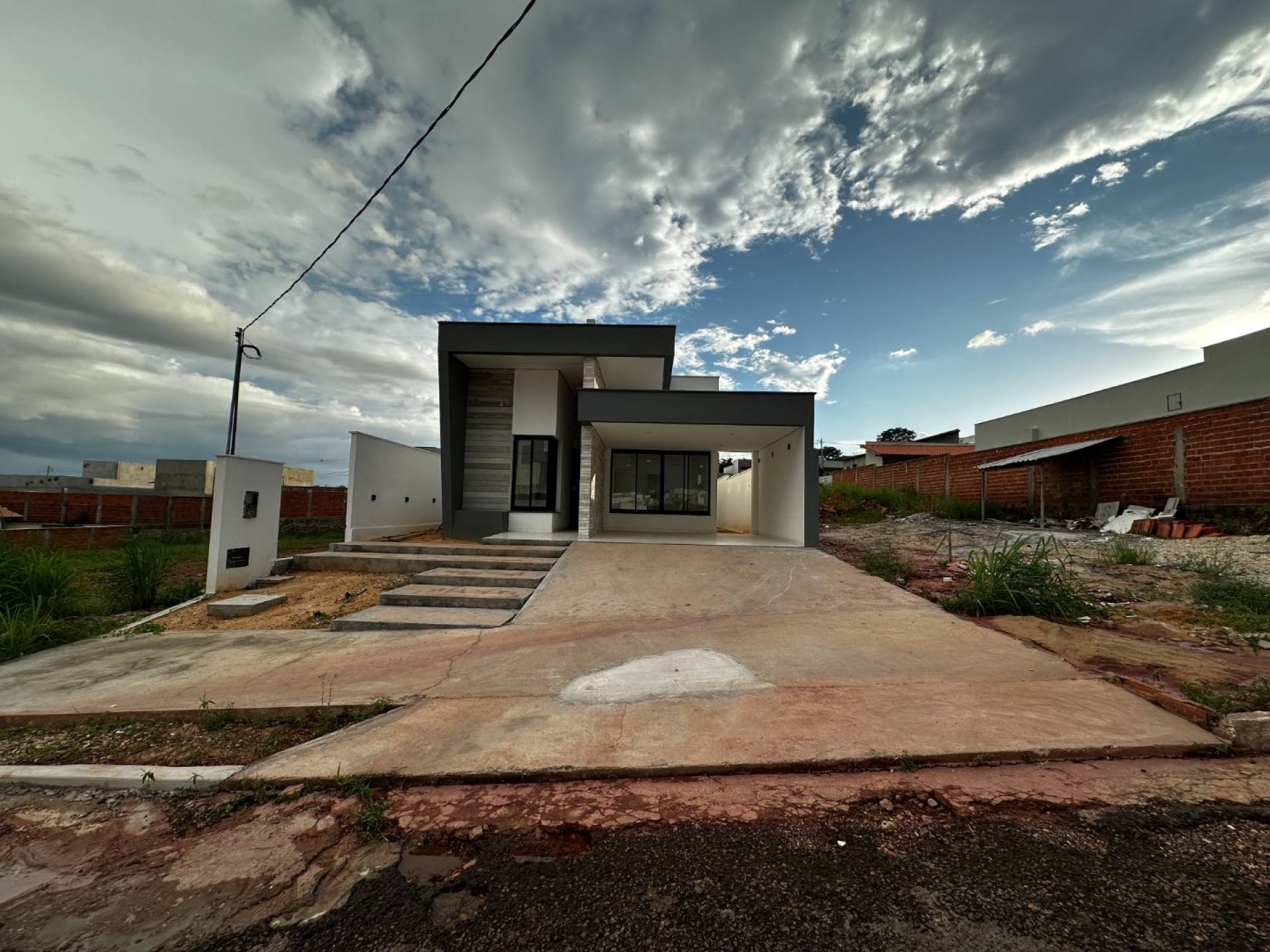 Casa térrea - Aldebaran Leste