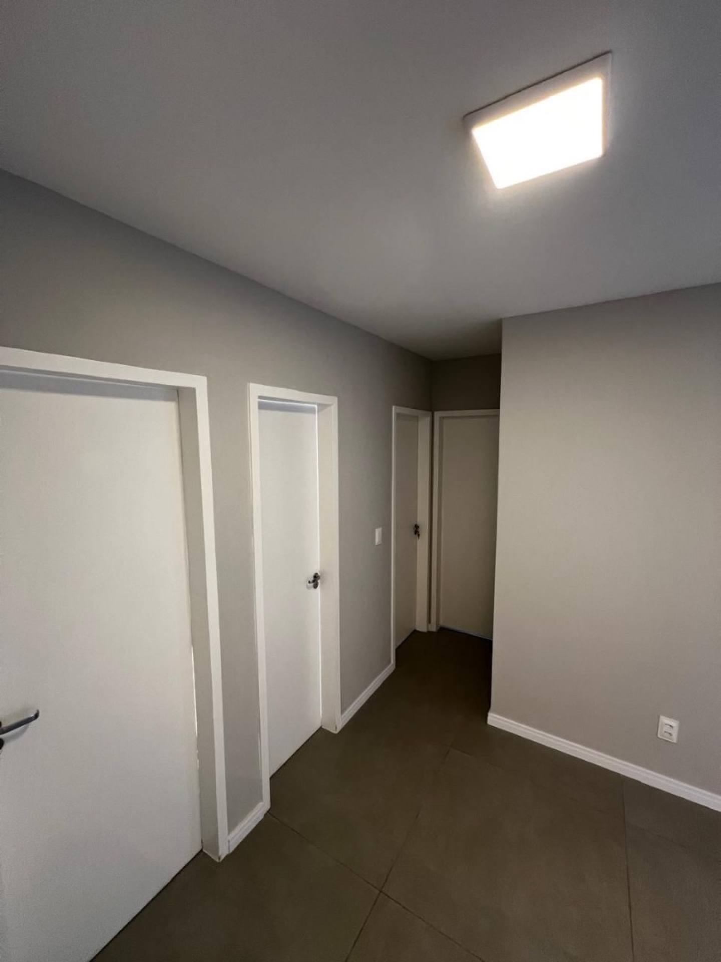 Apartamento reformado no Horto no Ed. Jardim Veneza