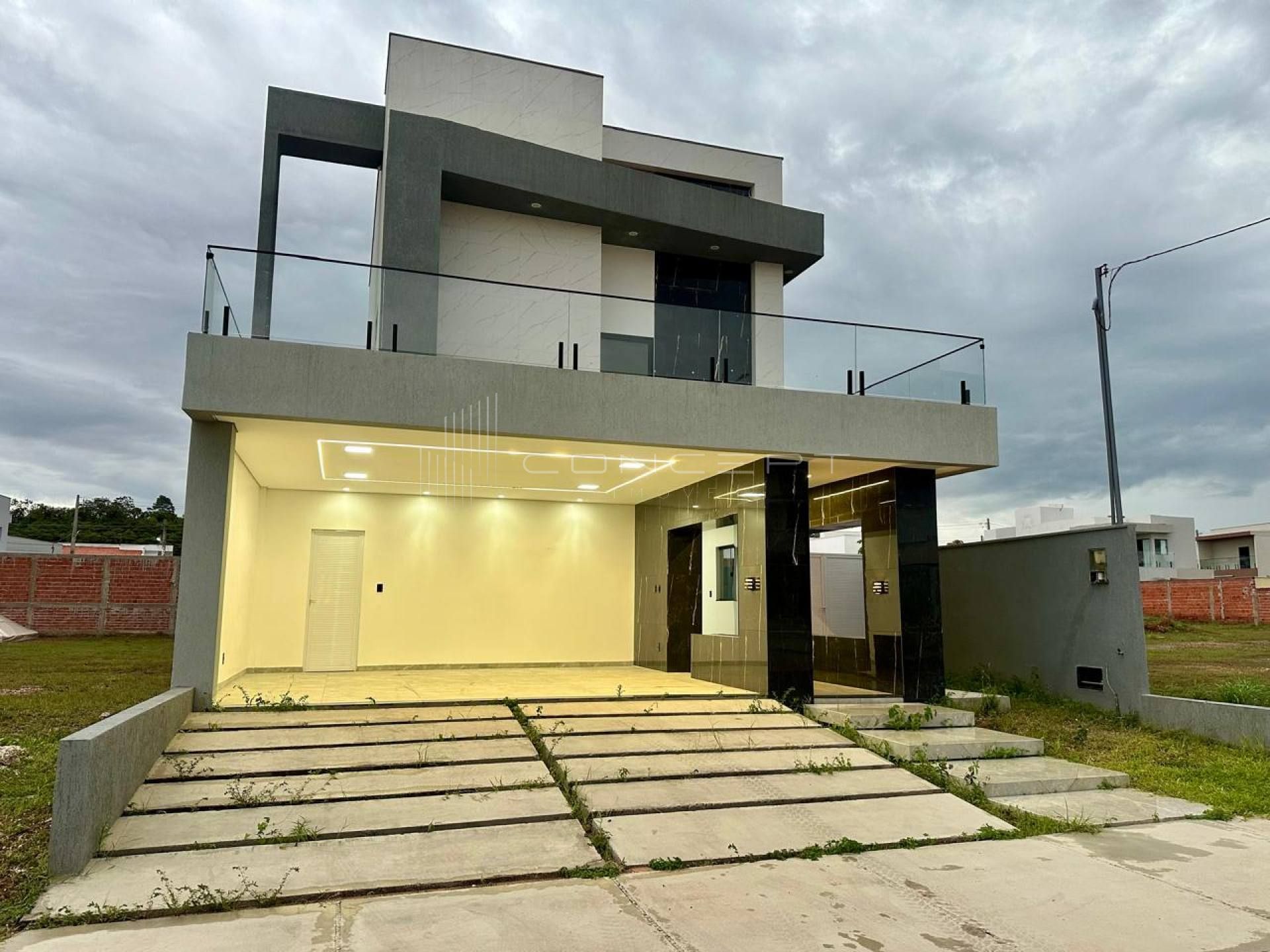 Casa Duplex de Alto Padrão no Aldebaran Leste