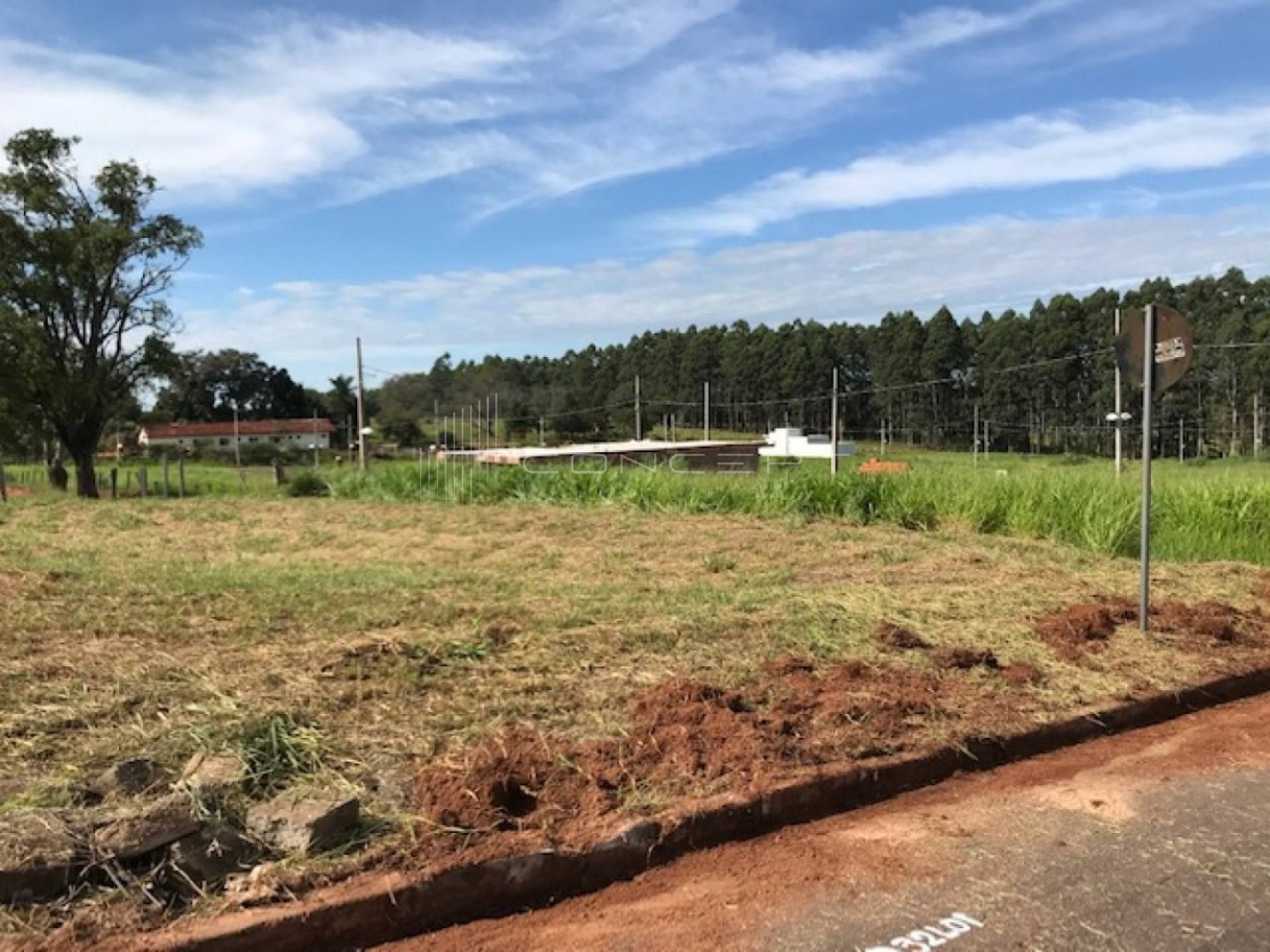 Lote de 388m² no Portal da Esperança