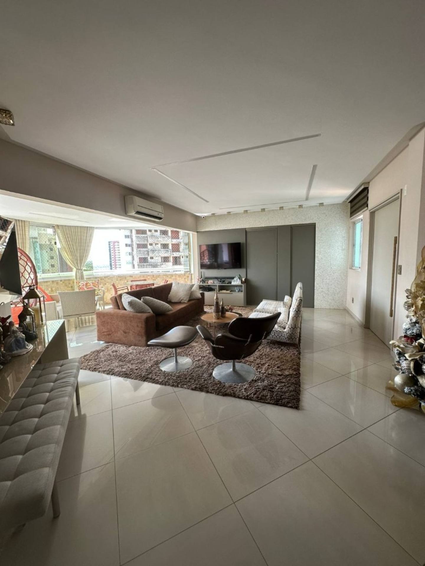 Apartamento de 215m² no Jóquei no Atrium