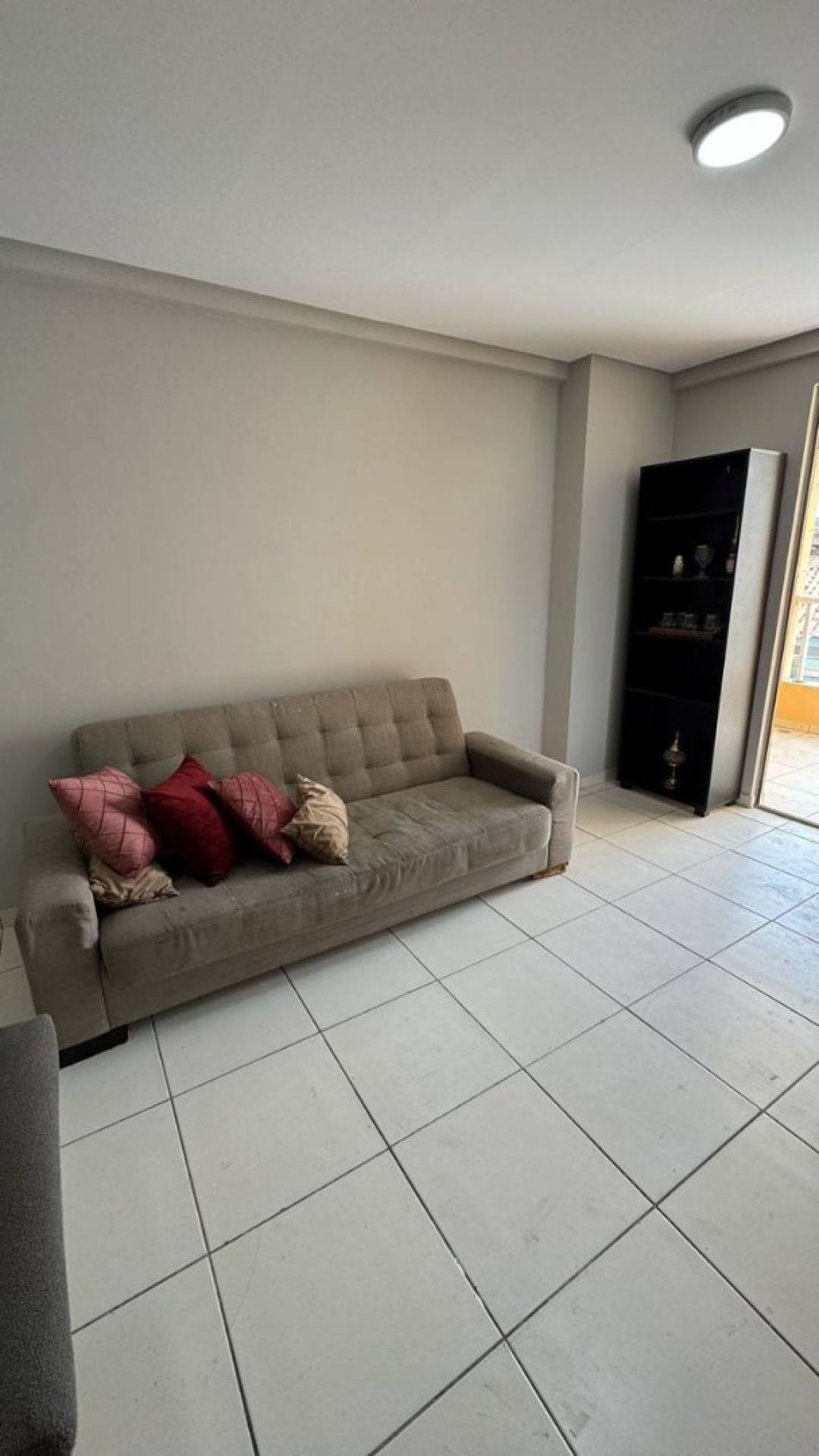 Apartamento com 2 quartos no bairro de Fátima no Condomínio Araxá