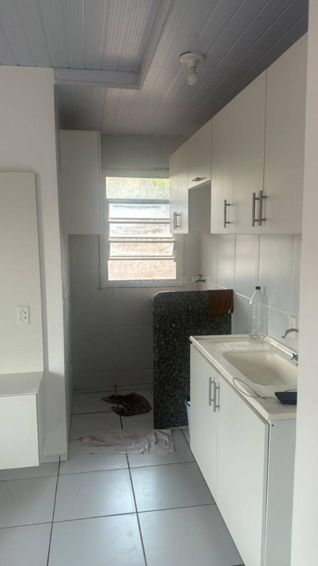 Apartamento de 2 quartos à venda no Village Leste Topázio
