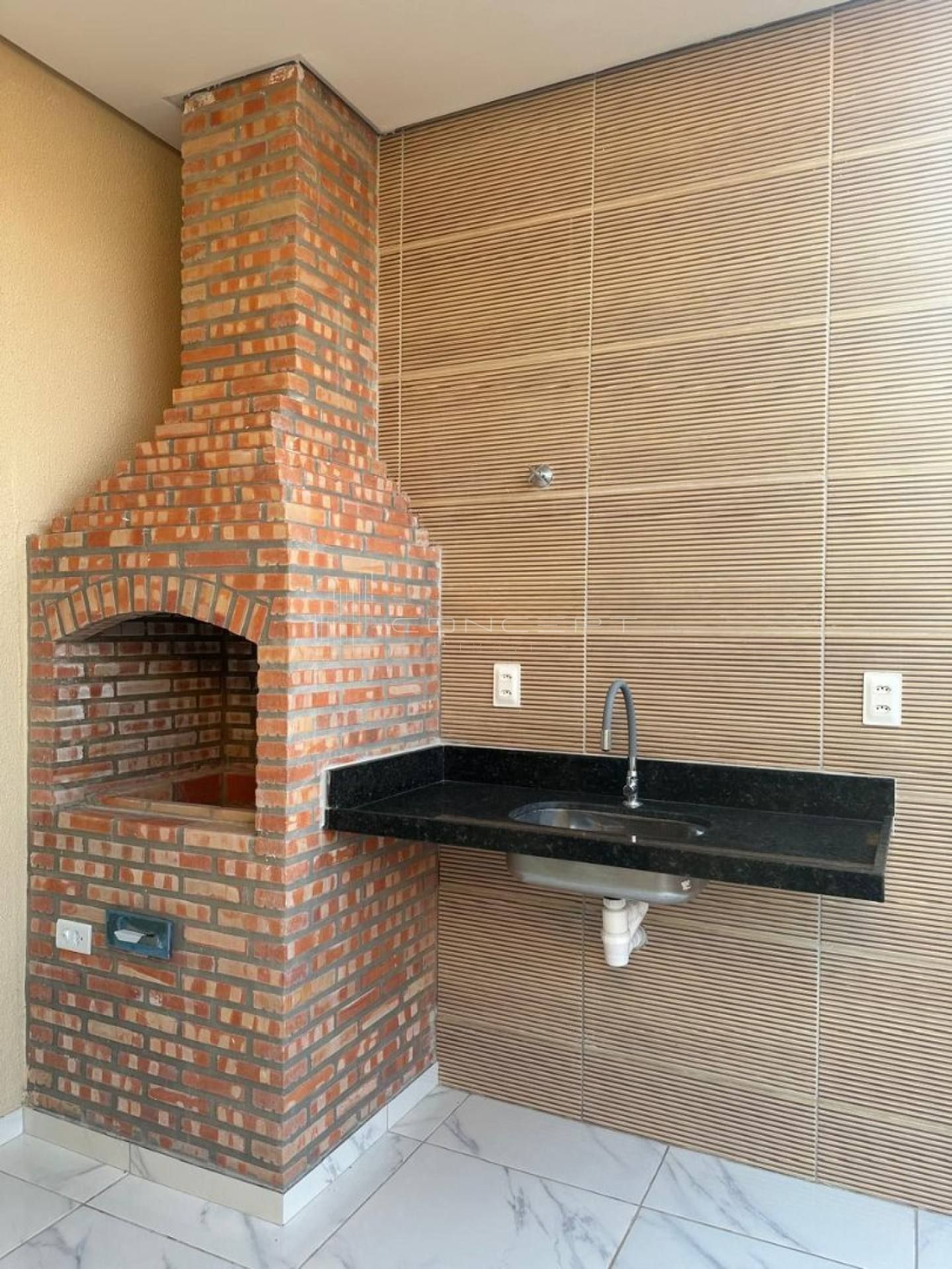 Casa Térrea de Esquina à Venda no Loteamento Conviver – 1ª Fase
