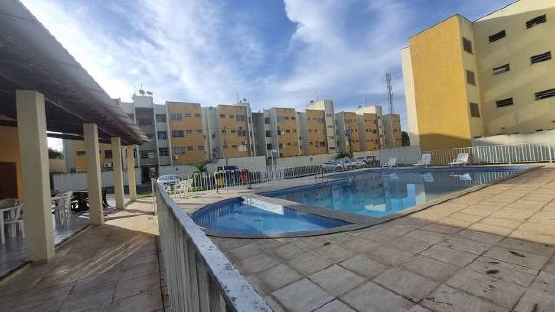 Apartamento de 2 quartos à venda no Condomínio Barra Grande Village