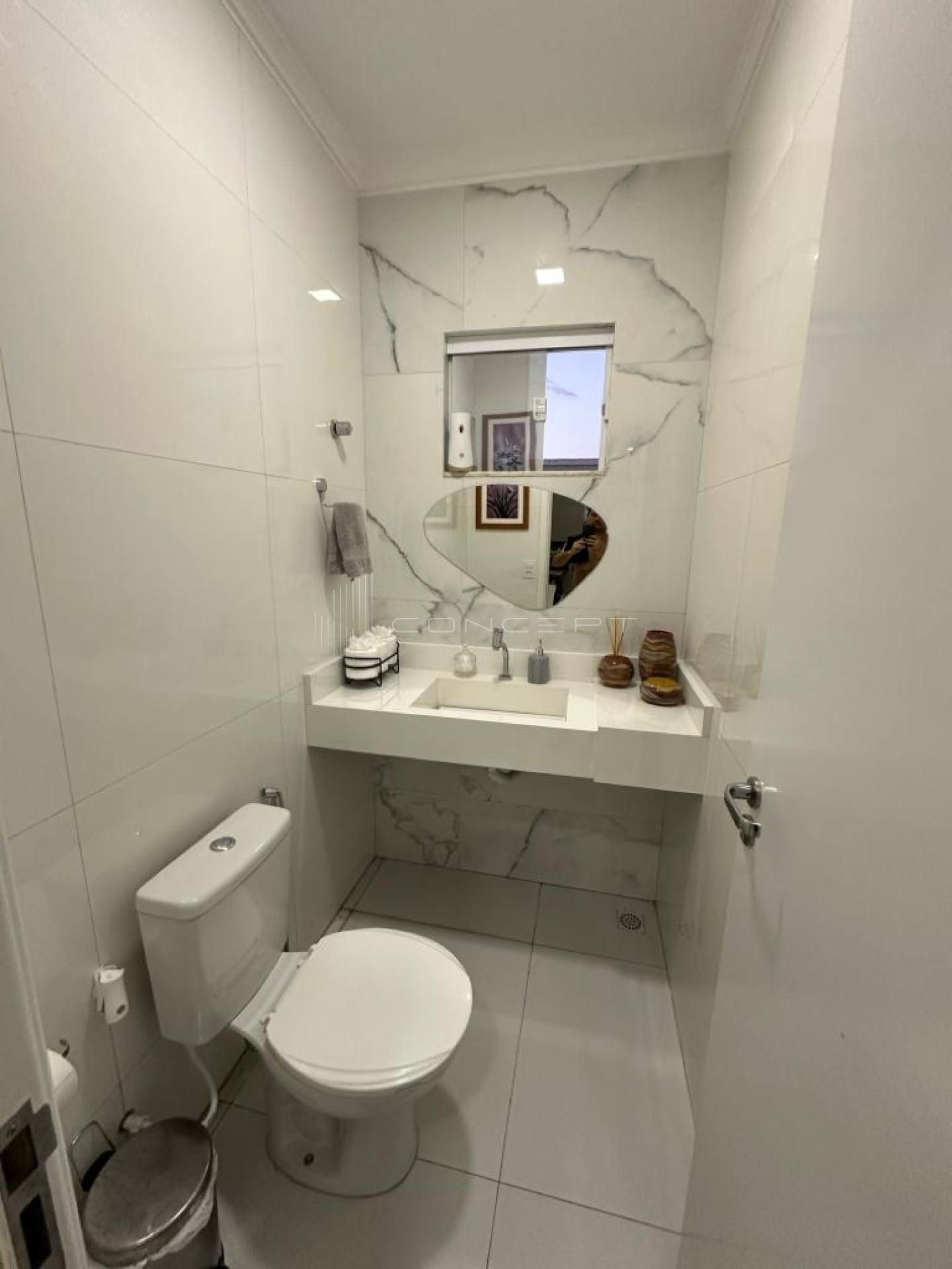 Duplex de 180m² à venda no  Aldebaran Leste