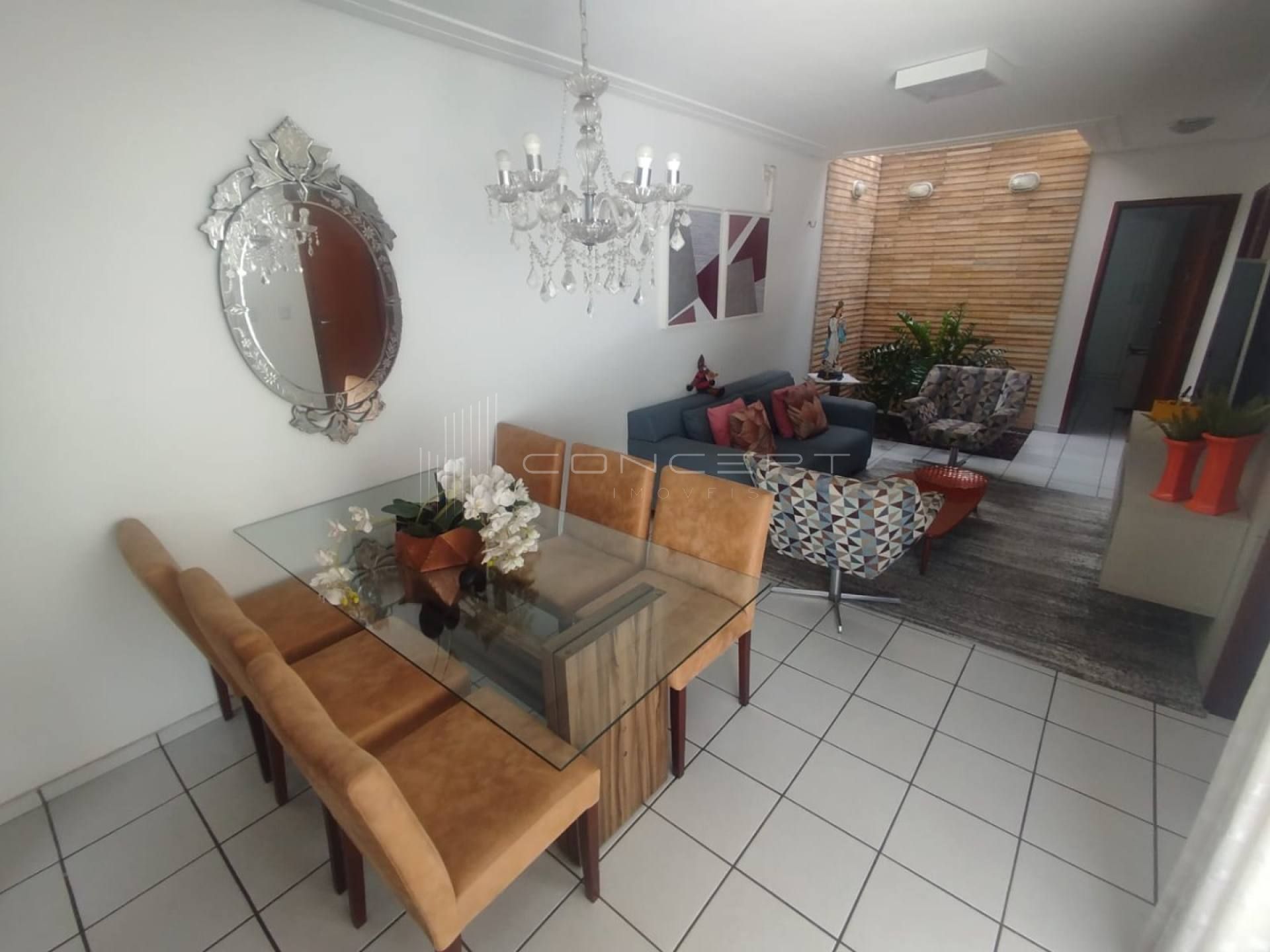 Casa mobiliada de 195m² no condomínio Vila Carolina no Morada do Sol