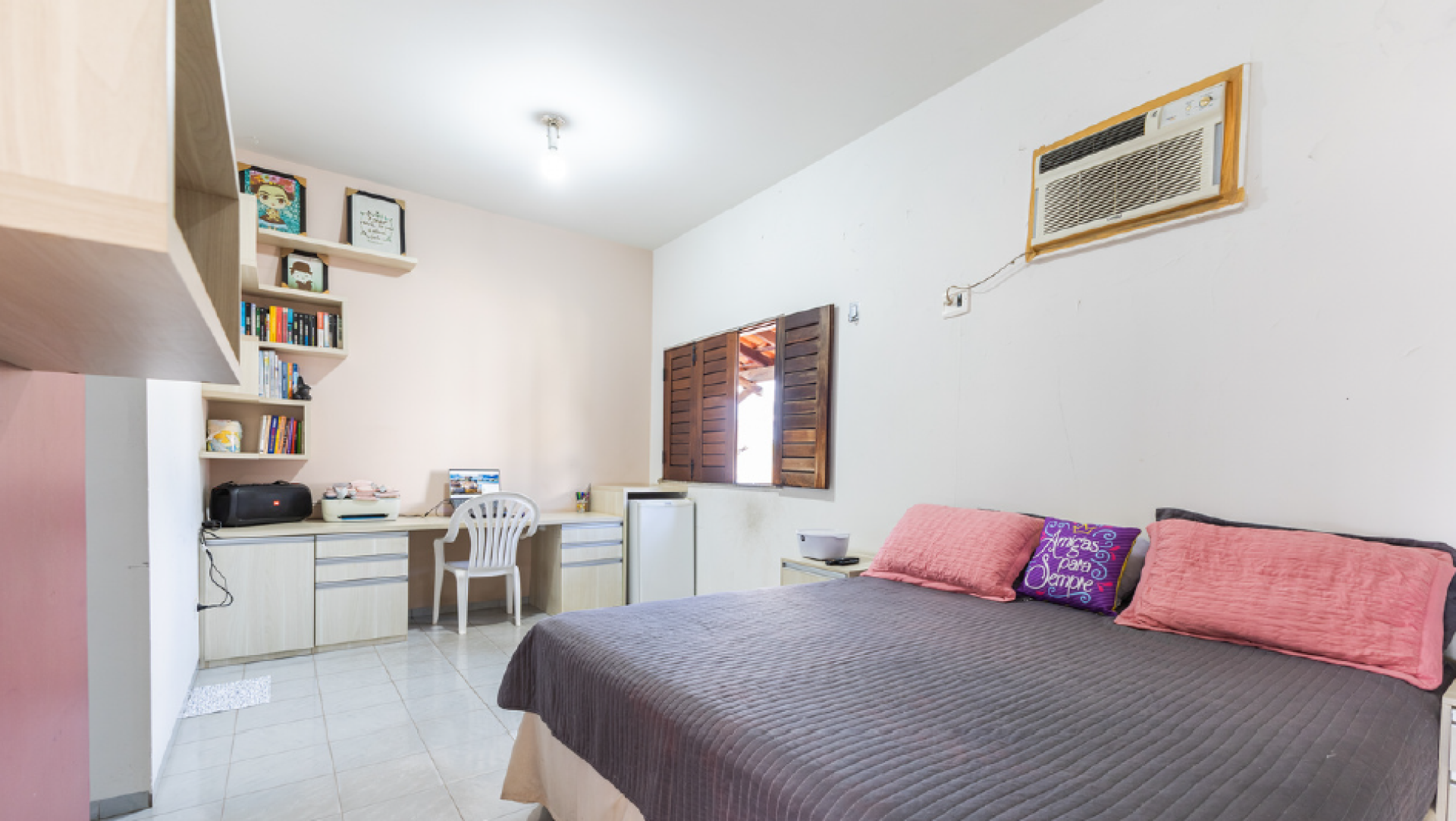 Duplex de 660m² com energia solar à venda no bairro Ininga