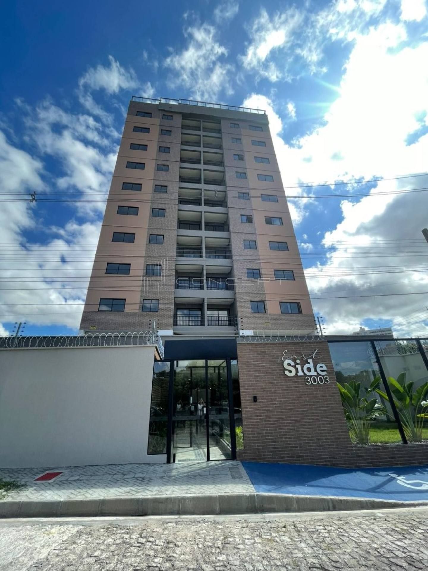 Apartamento de 3 quartos à venda no East Side 3003 no bairro Horto