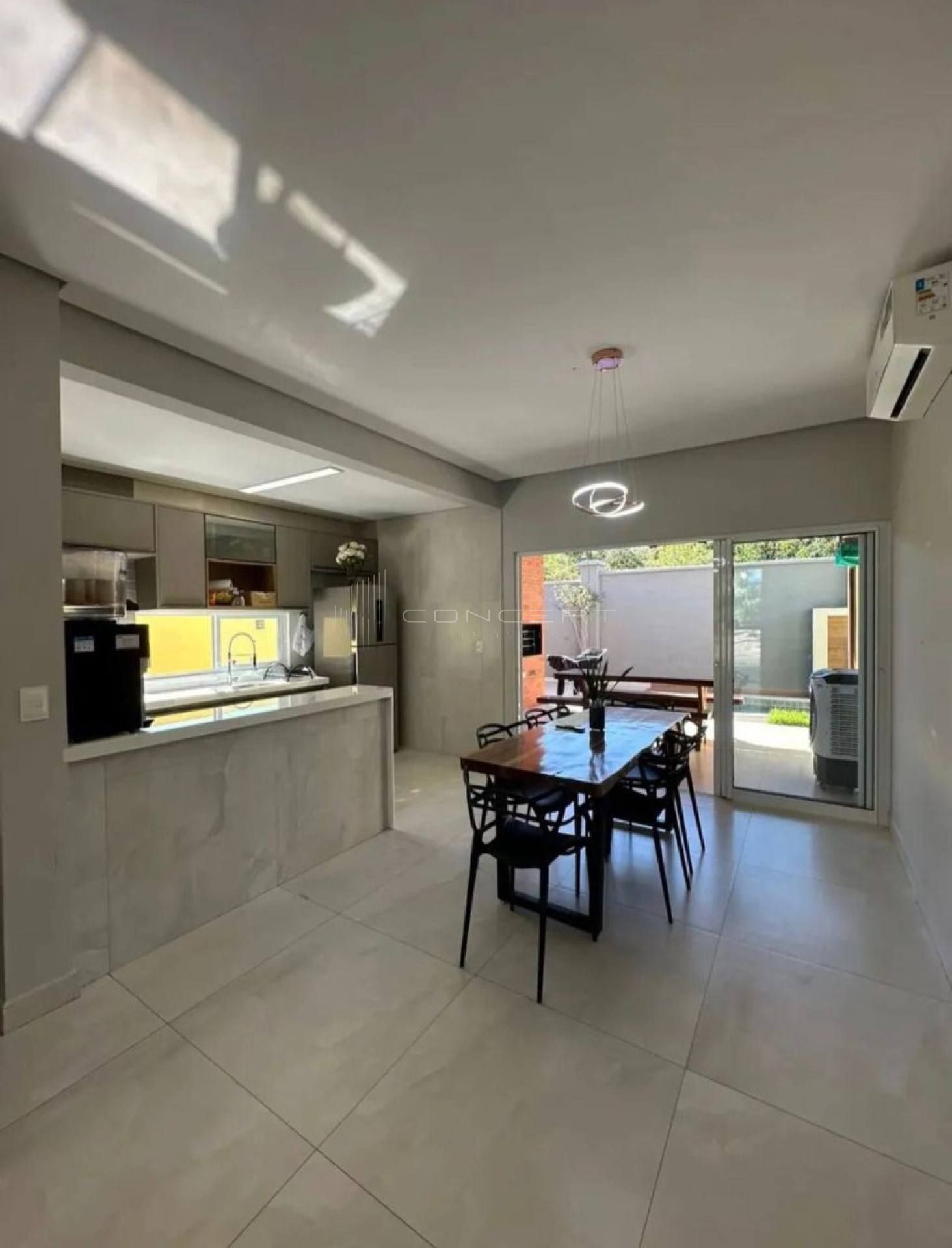 Casa Térrea de 150m² à venda no Terras Alphaville