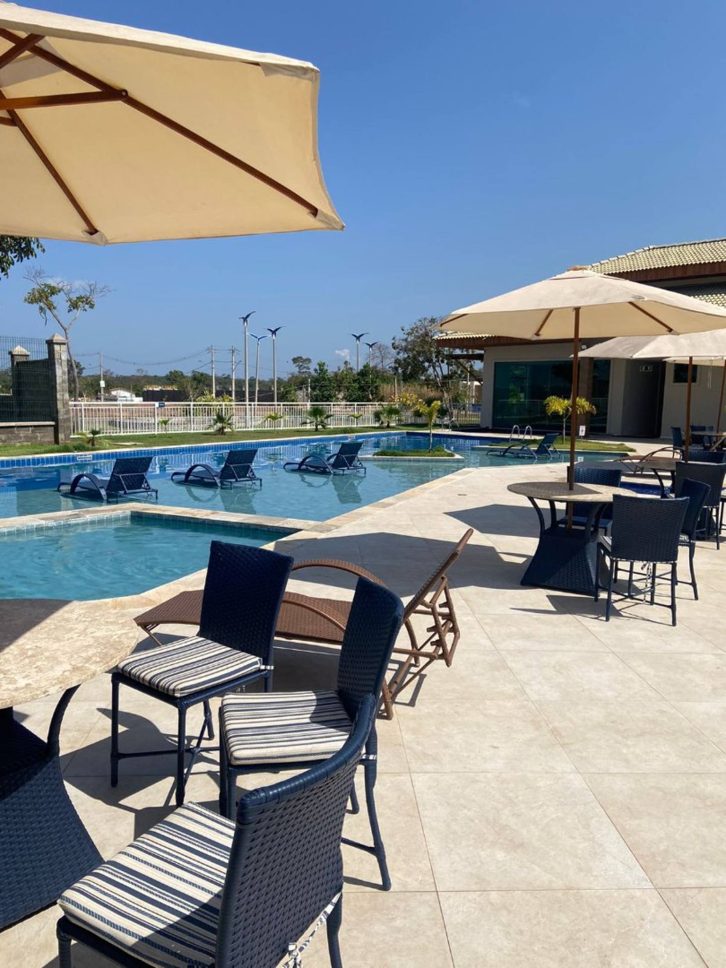 Lote de 264m² à venda no Petrópolis Residence