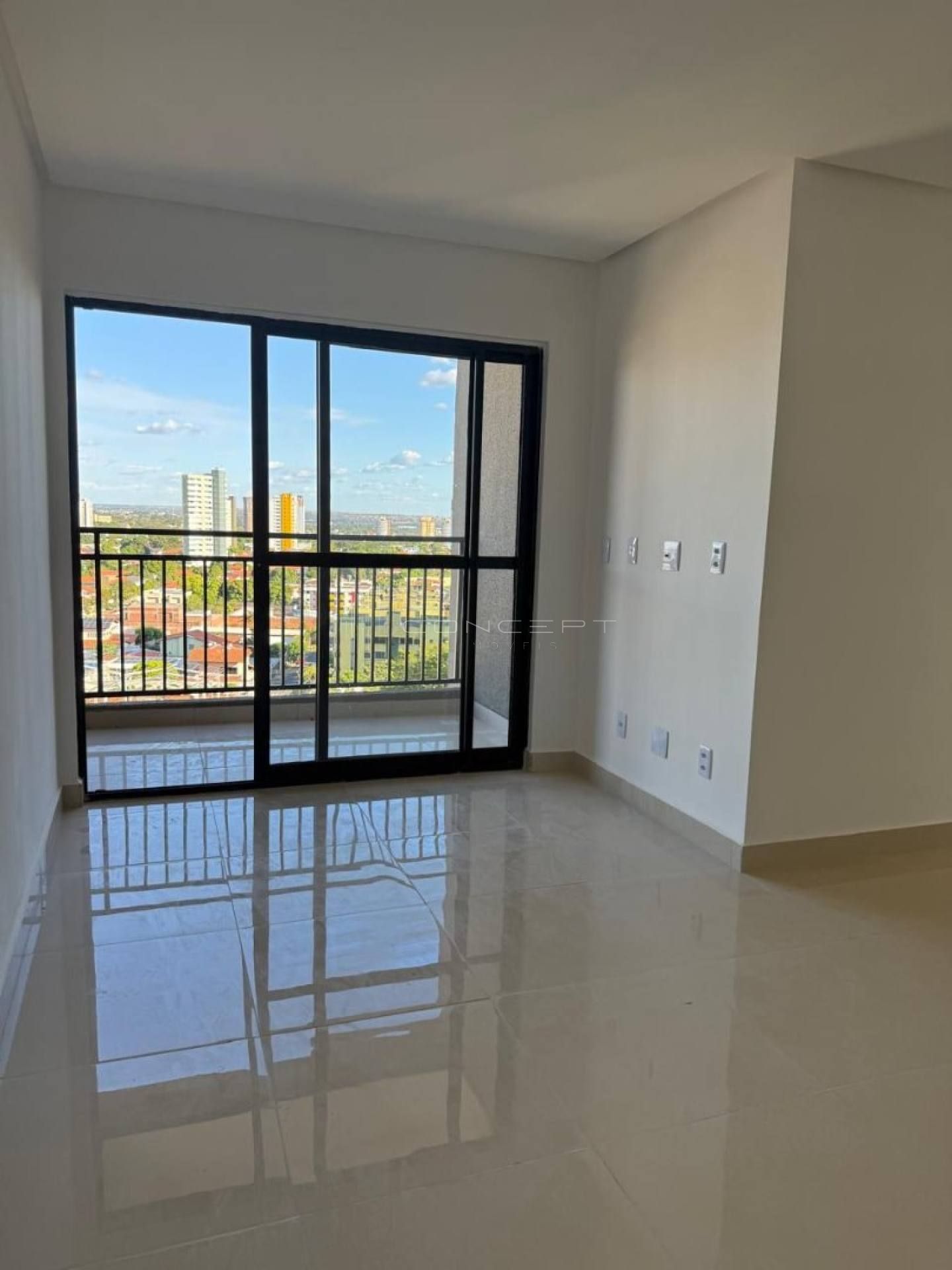 Apartamento de 3 quartos à venda no East Side 3003 no Horto