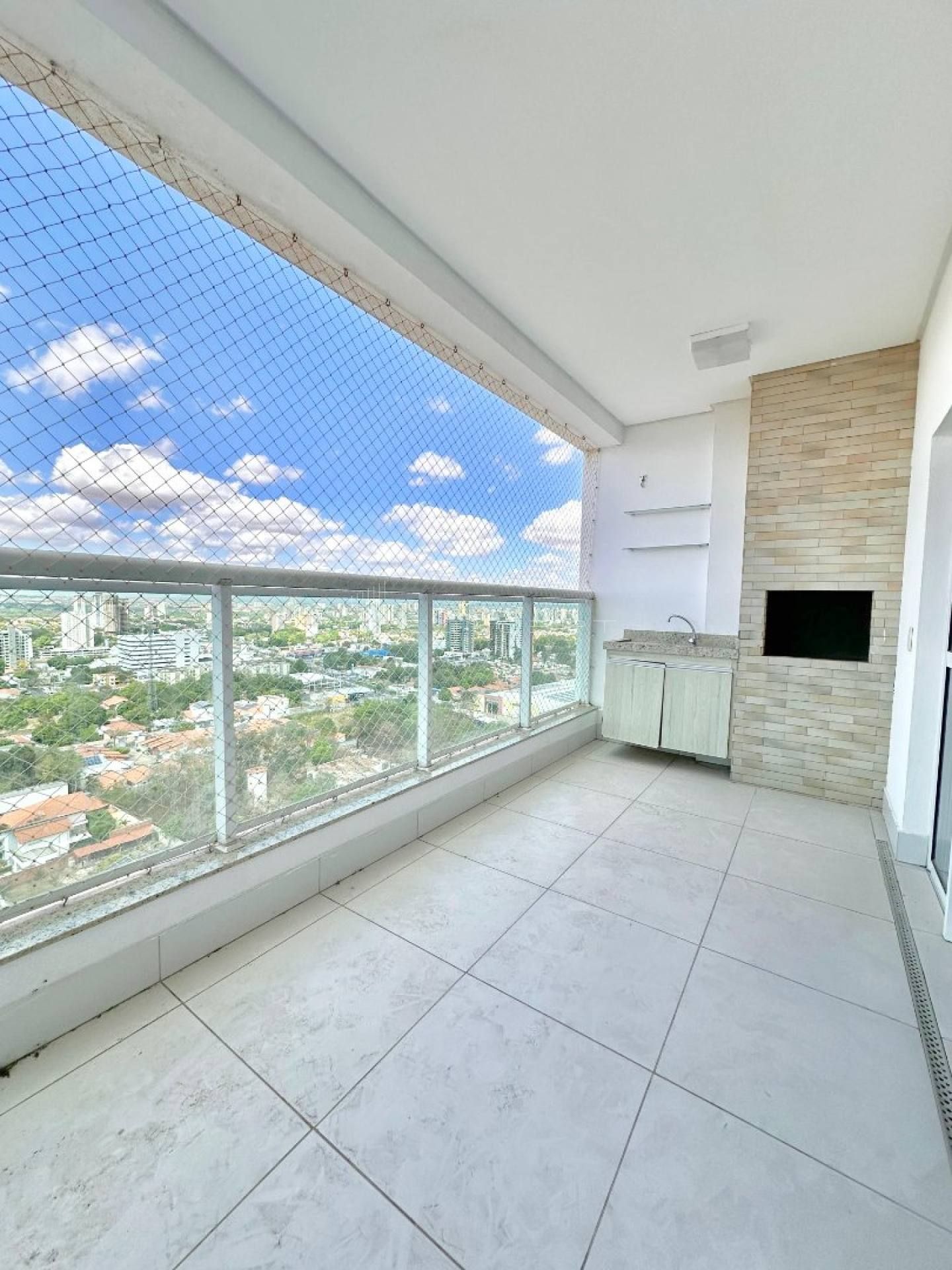 Apartamento com 3 quartos à venda no Condomínio Essencial no Morada do Sol