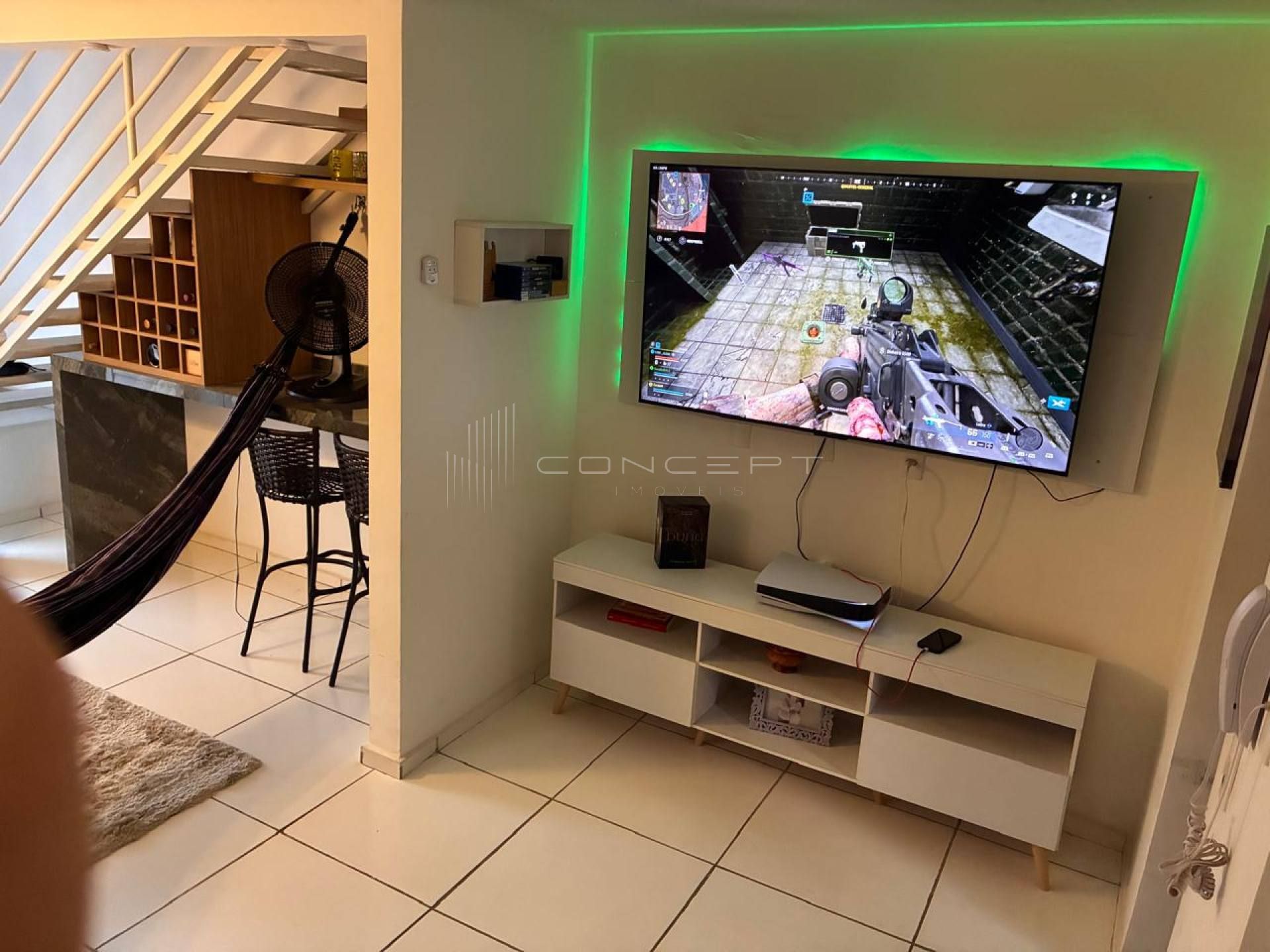 Casa duplex com 2 quartos e energia solar à venda no Reserva do Sul