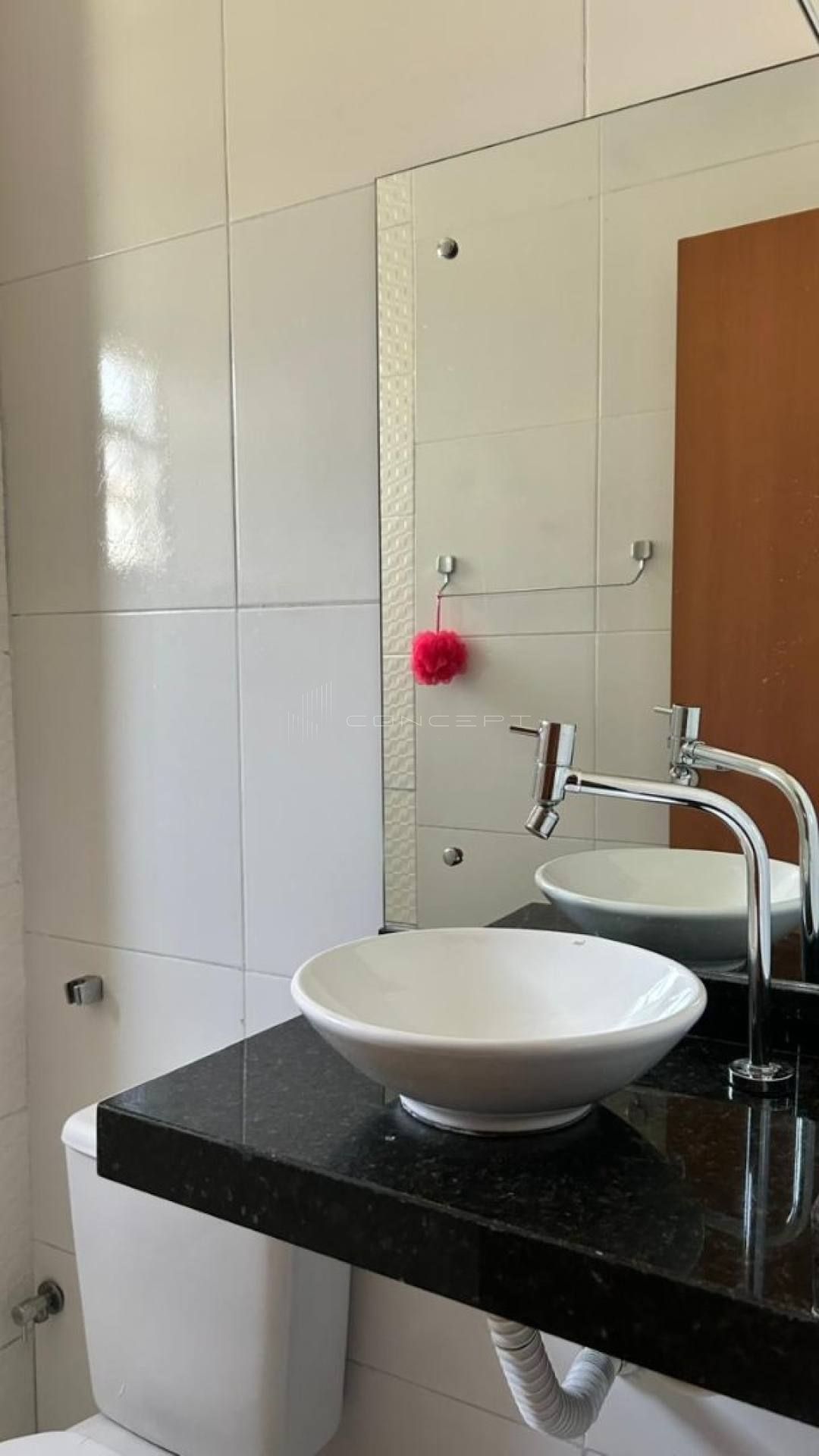 Apartamento com 3 quartos à no condomínio Montserrat no Aeroporto