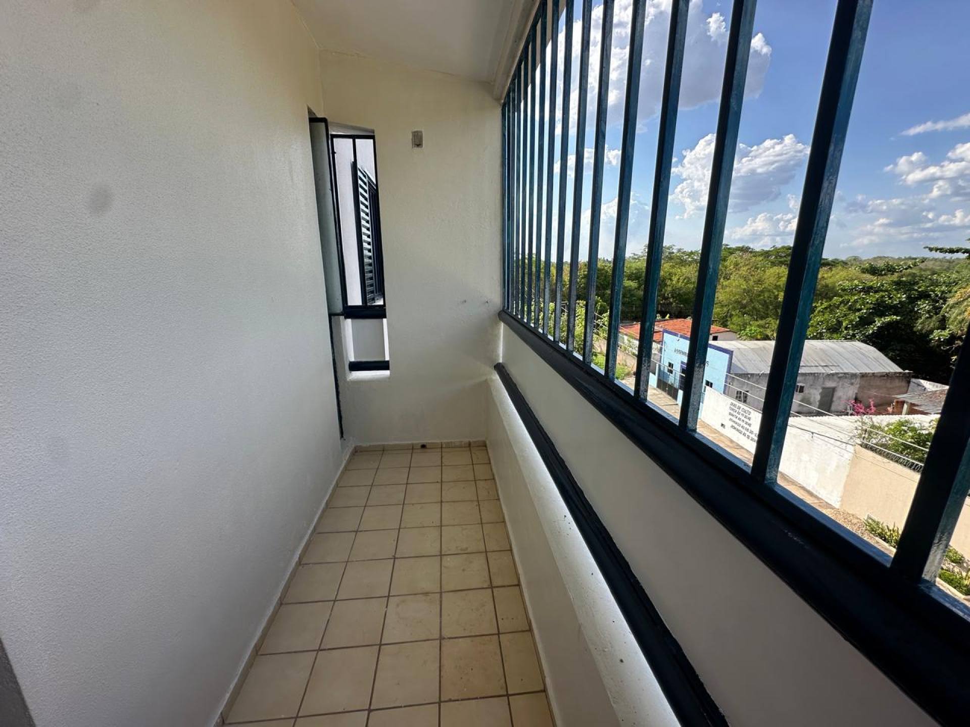 Apartamento no Bairro Ininga no Condomínio Santa Marta