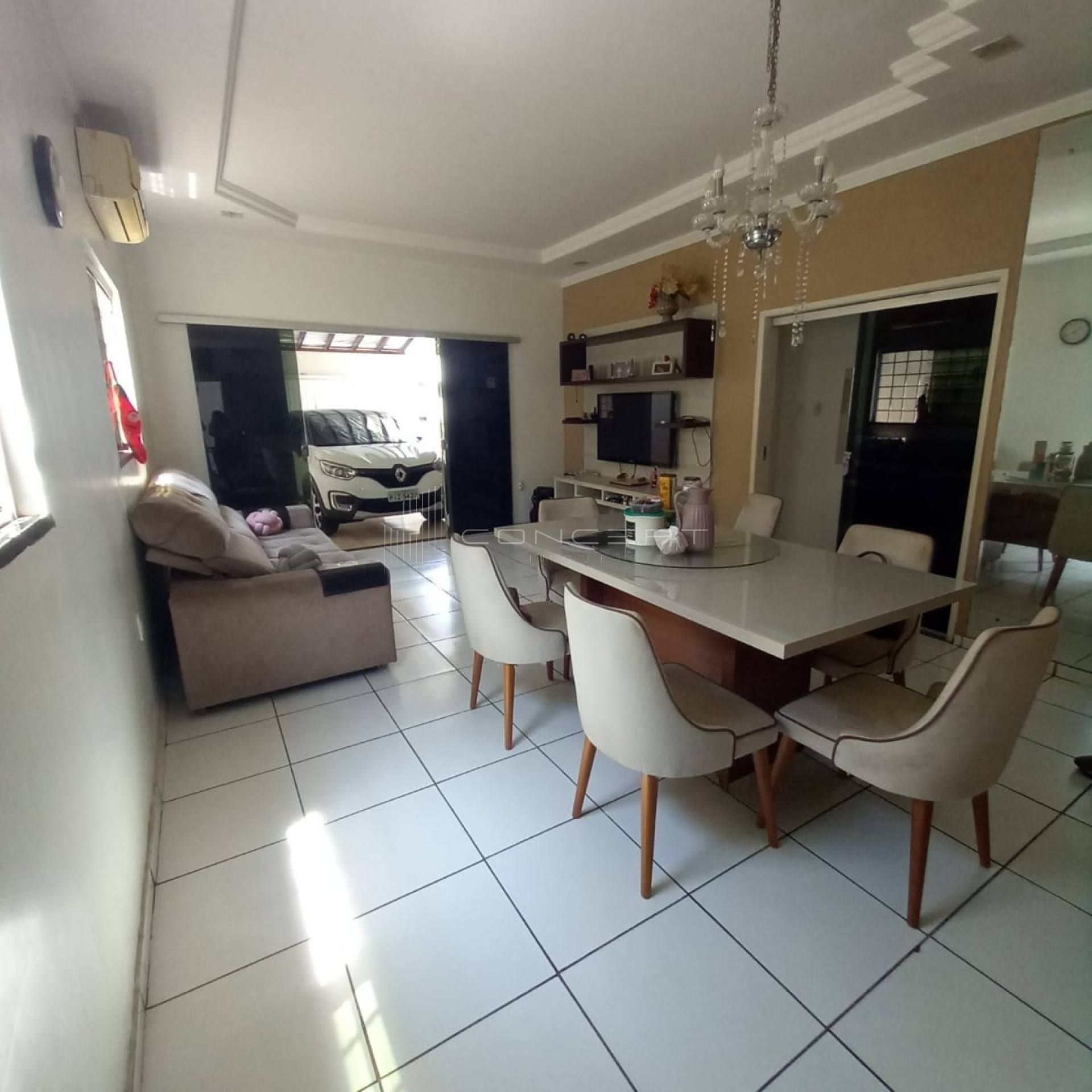 Casa Térrea no bairro Dirceu - 3 quartos sendo 1 suíte