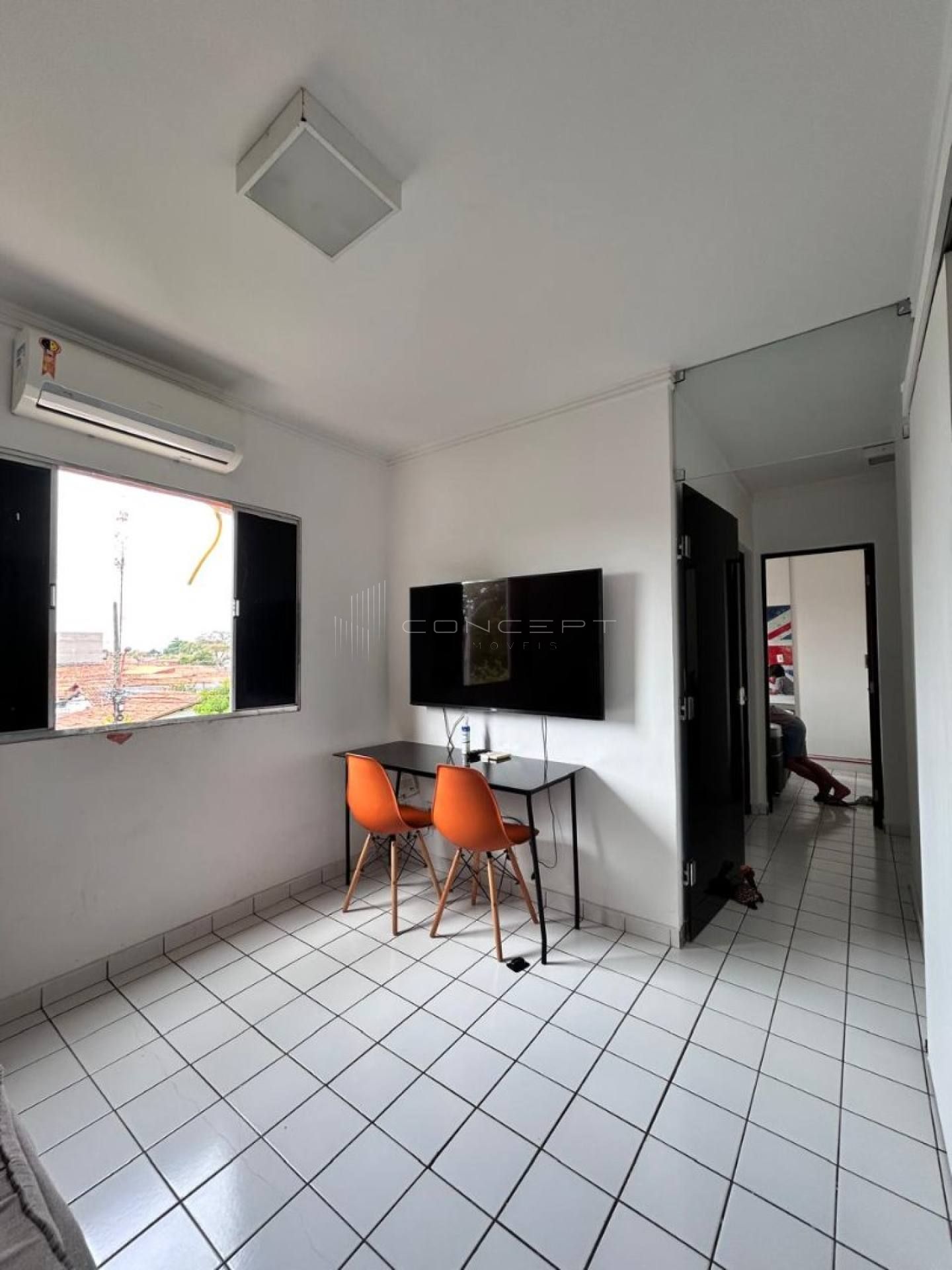 Apartamento no Bairro Santa Luzia no Condomínio Milton Brandão