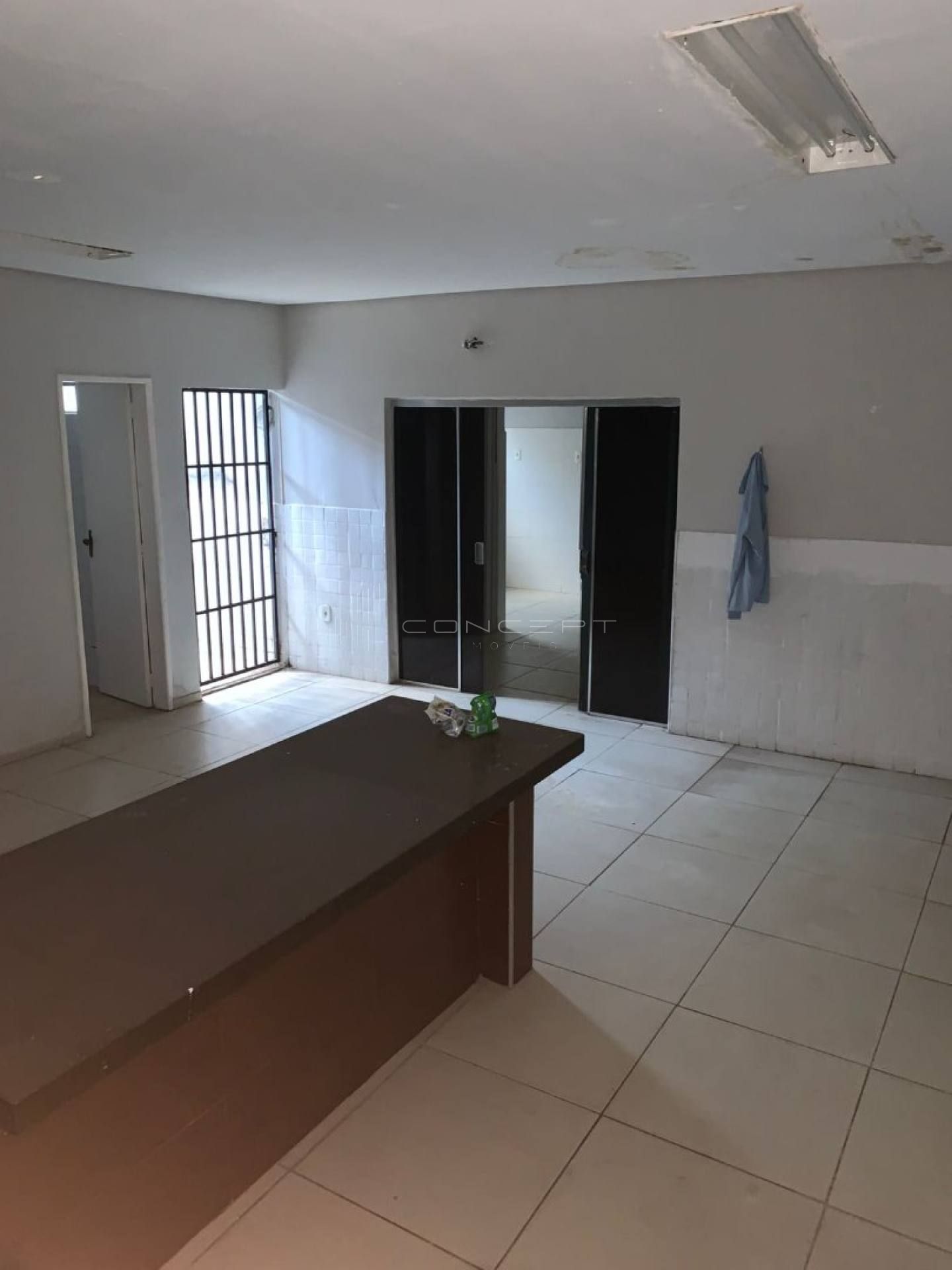 Casa Térrea no bairro Dirceu - Comercial
