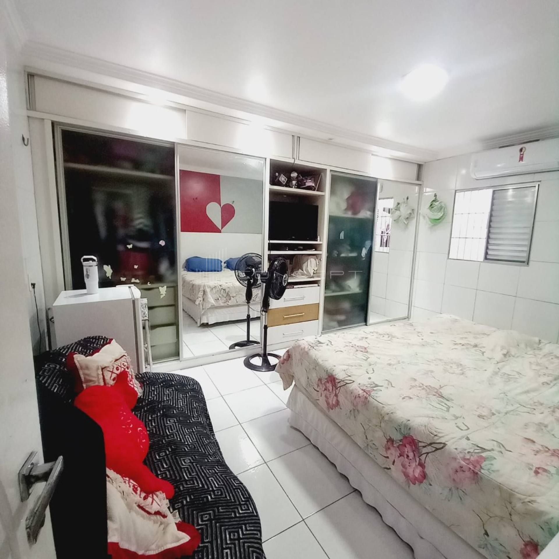 Casa Térrea no Bairro Mocambinho - 4 Quartos