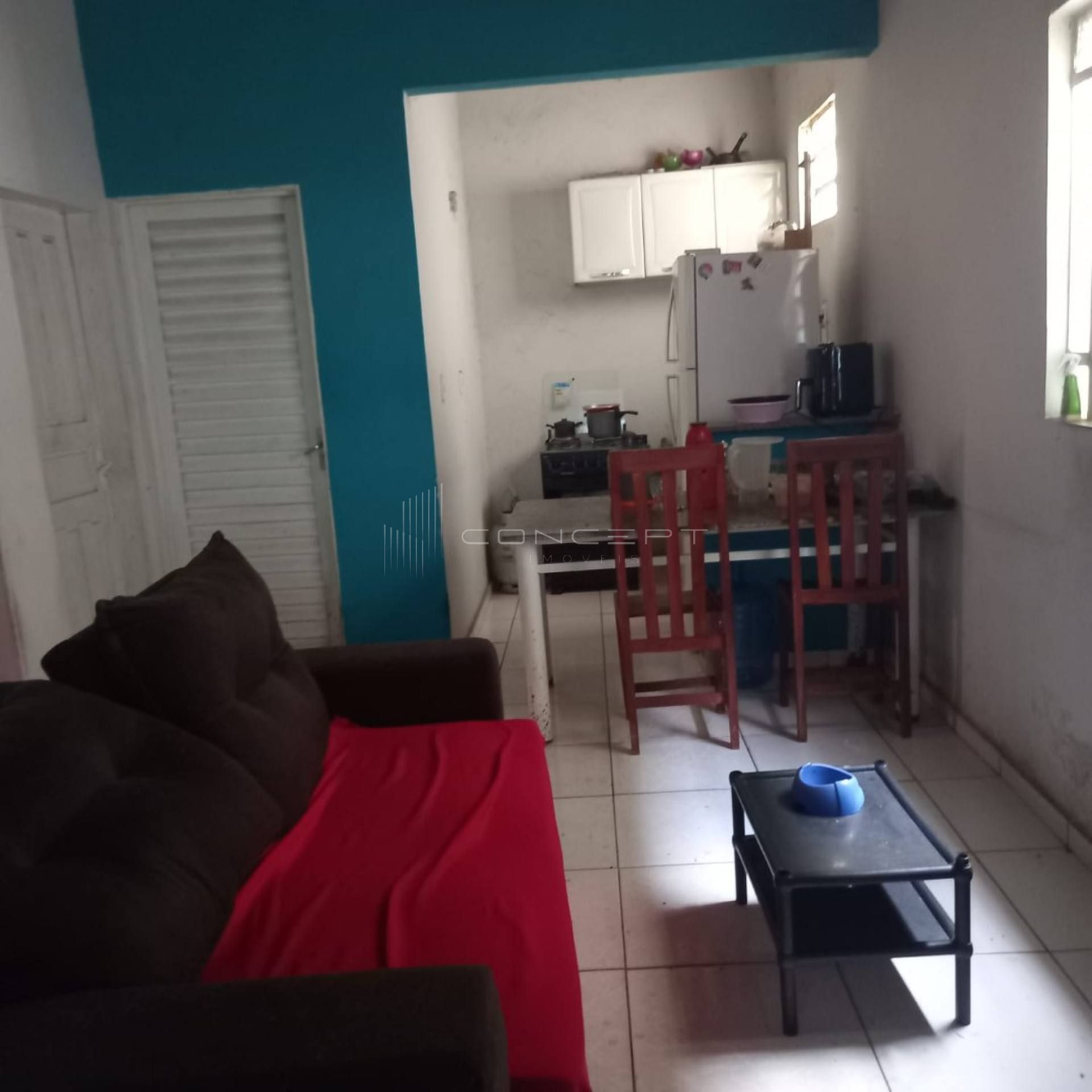 Casa Térrea no bairro Parque Piauí - 4 quartos