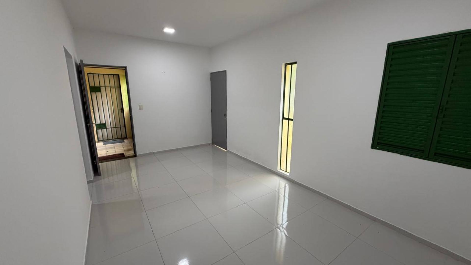 Apartamento no Bairro Ininga no Condomínio Santa Mônica - 3 quartos