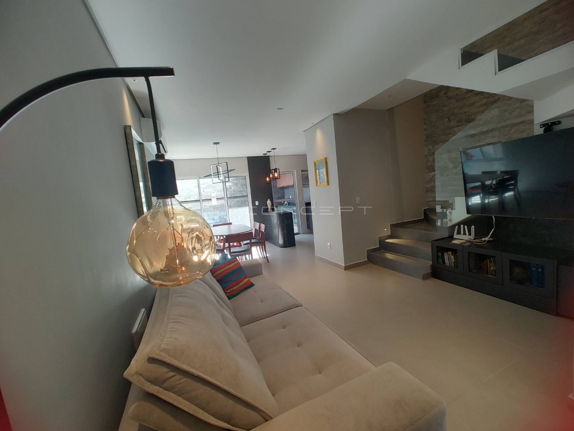 CASA DUPLEX ZONA LESTE CONDOMINIO ROYAL VILLE