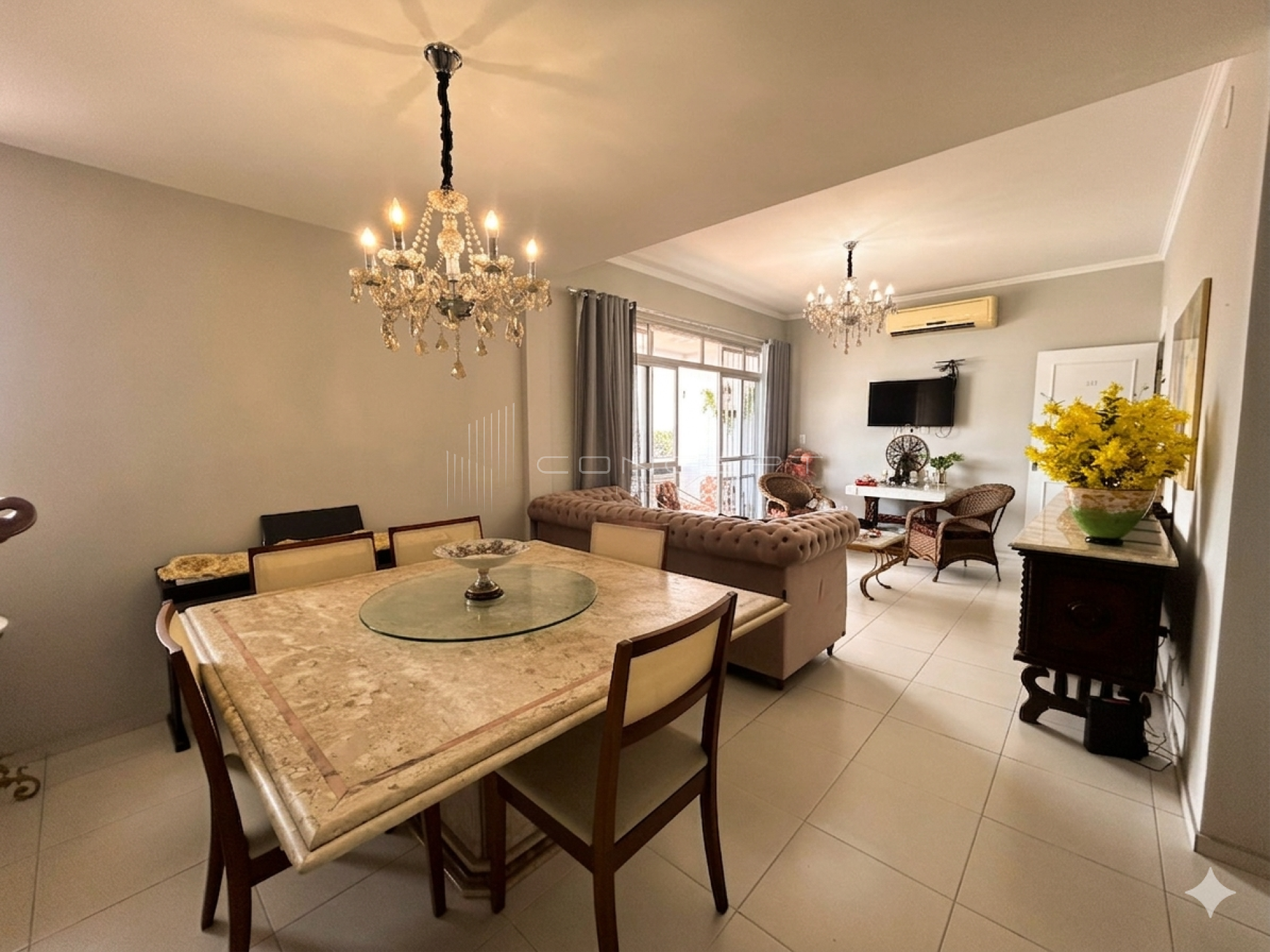 Apartamento no Ed. Palomo na Av. Kennedy no 4 quartos e suítes Bairro São Cristóvão