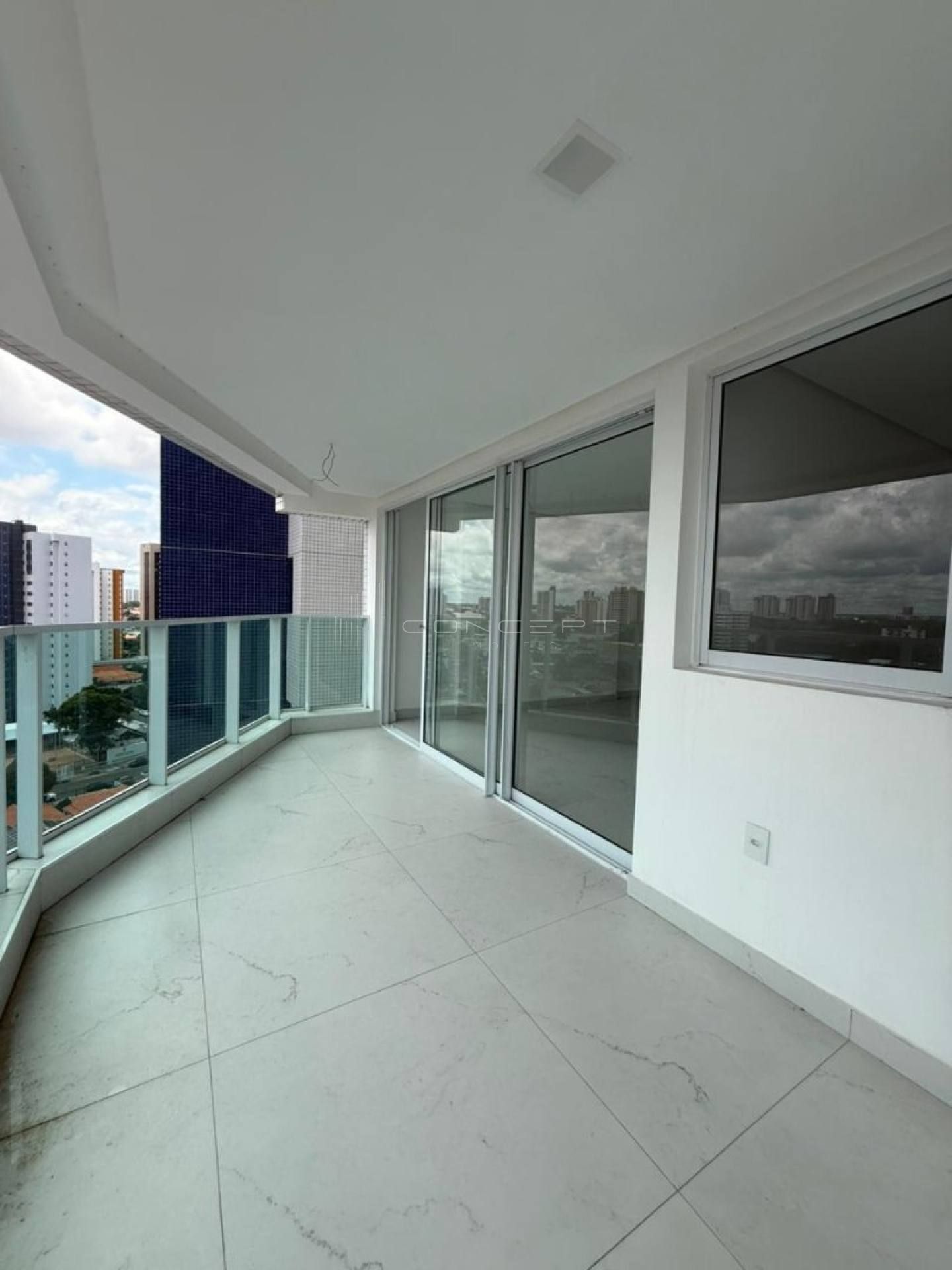 APARTAMENTO ZONA LESTE EDIFICIO PALAZZO MONTEBELLO