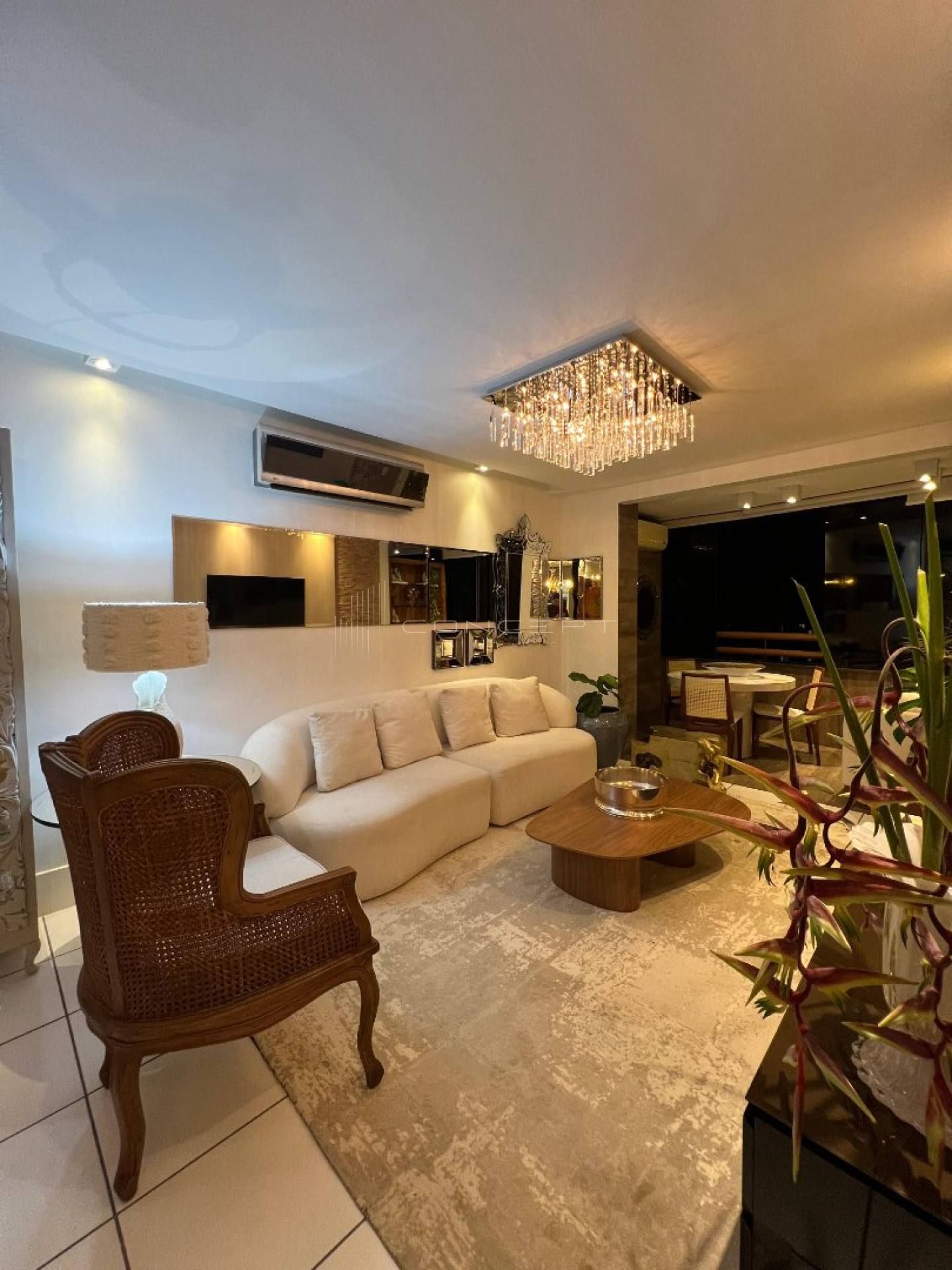 APARTAMENTO ZONA LESTE EDIFICIO LUIS FACCHINETTI