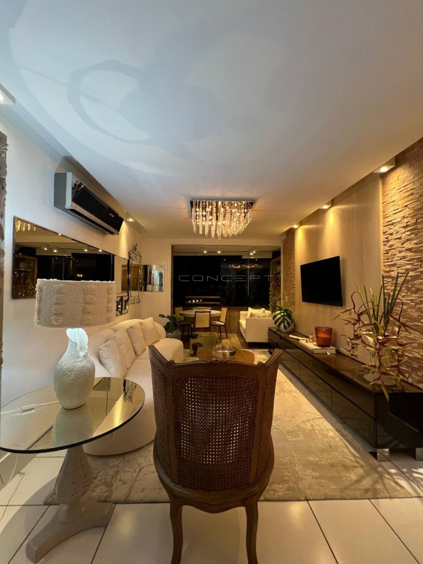 APARTAMENTO ZONA LESTE EDIFICIO LUIS FACCHINETTI