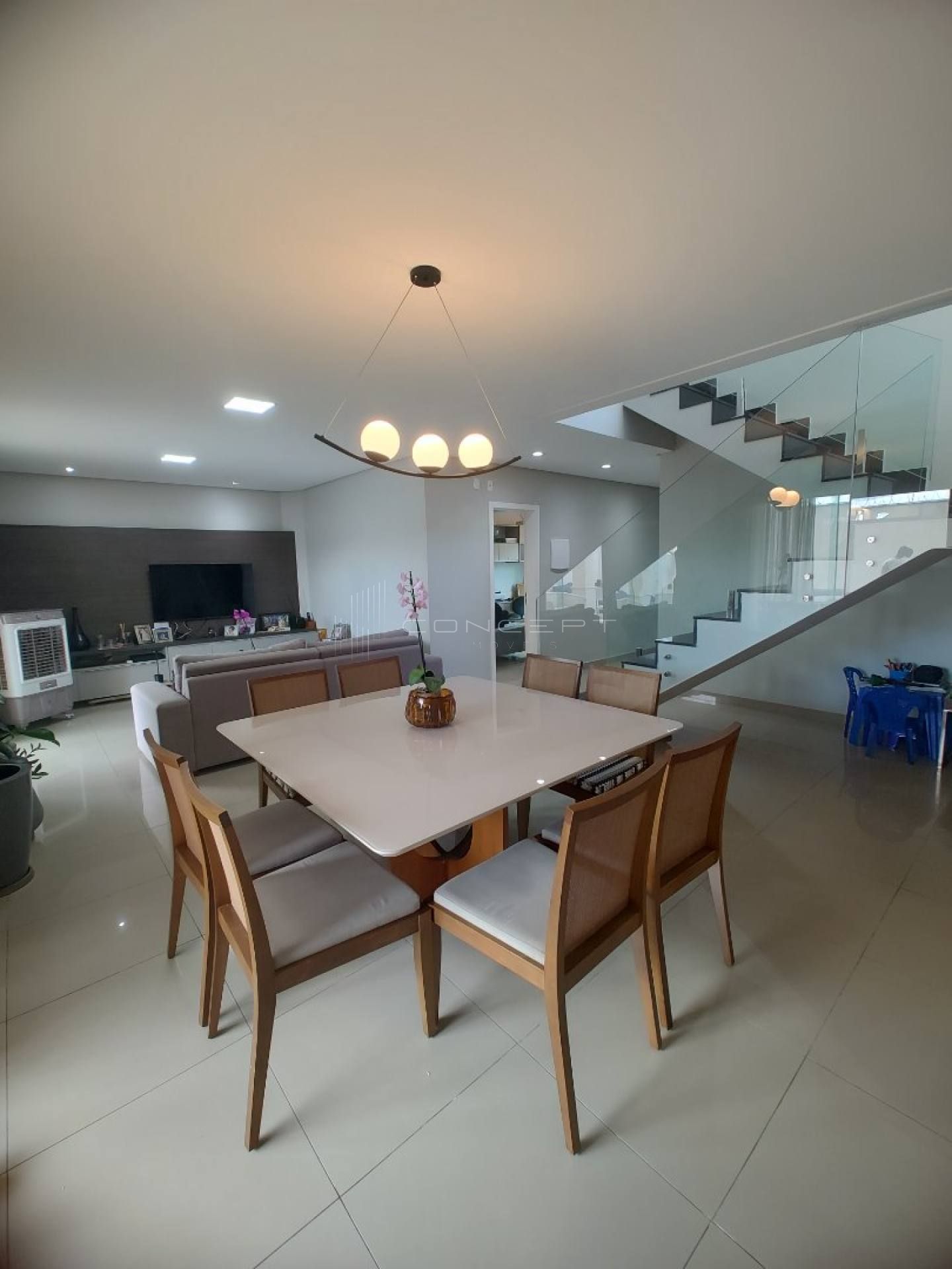 Casa Duplex no Bairro Gurupi no Condomínio Villa de Válega - 4 suítes