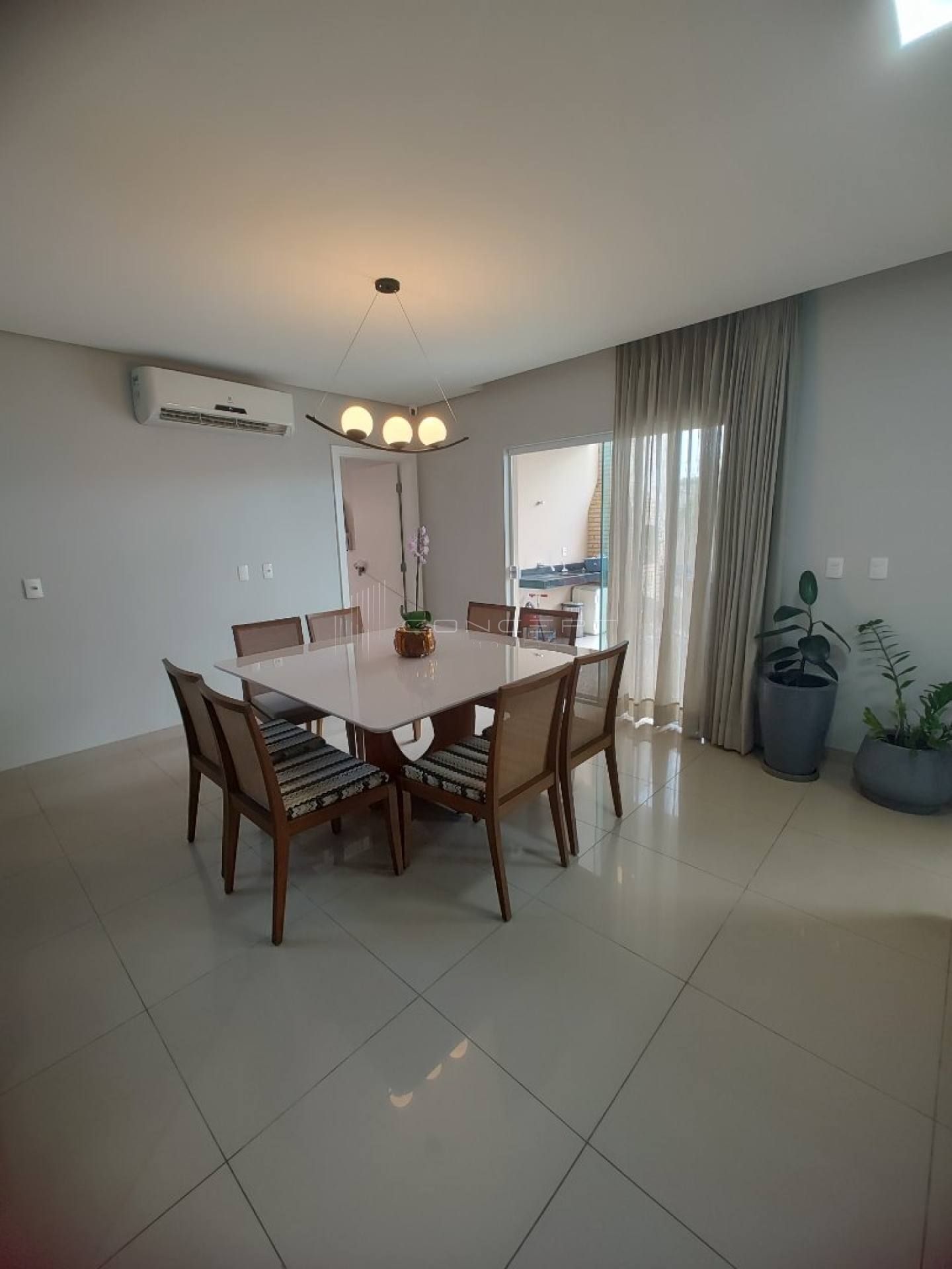 Casa Duplex no Bairro Gurupi no Condomínio Villa de Válega - 4 suítes