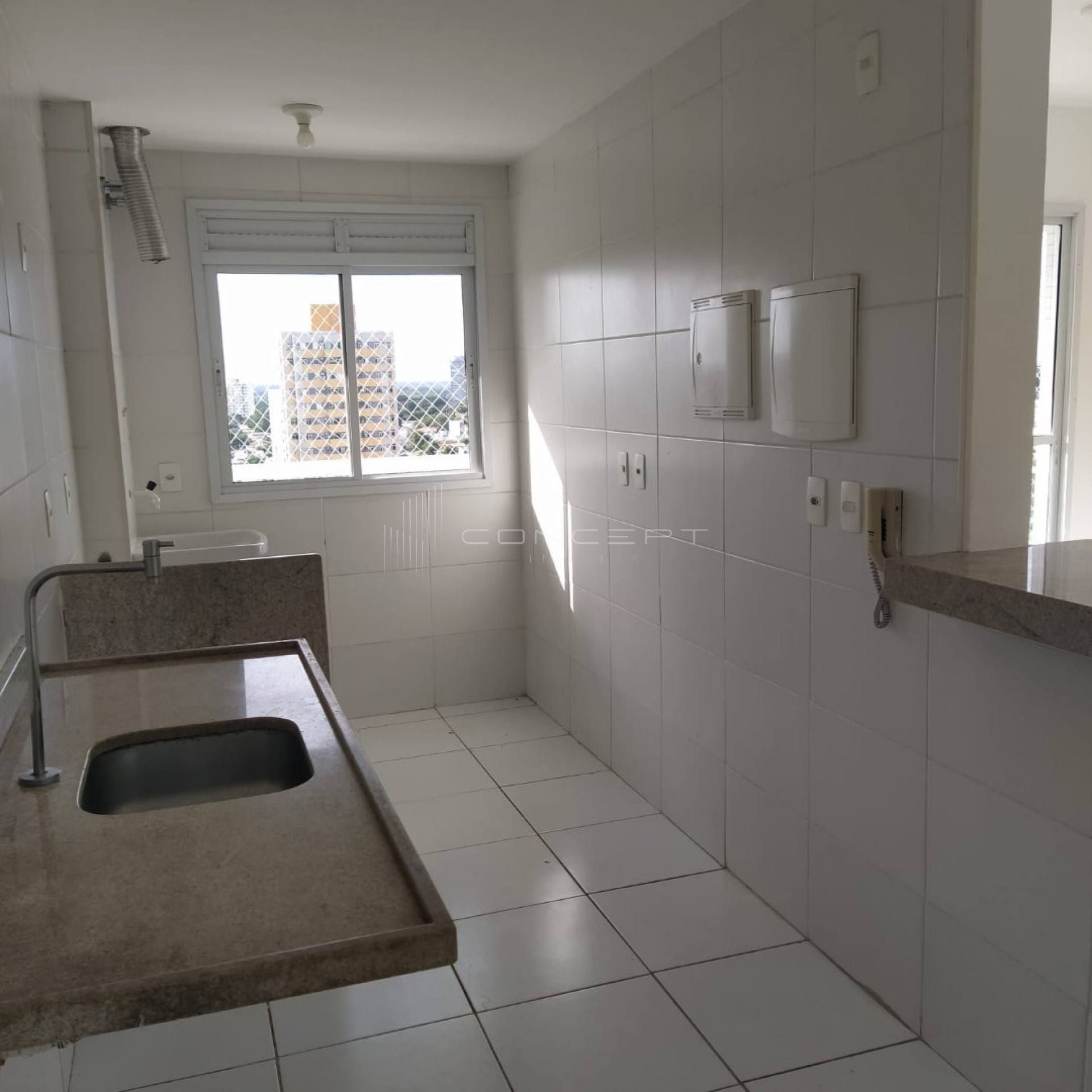 Apartamento no Bairro Jóquei no Condomínio Brisas Jóquei - 2 quartos