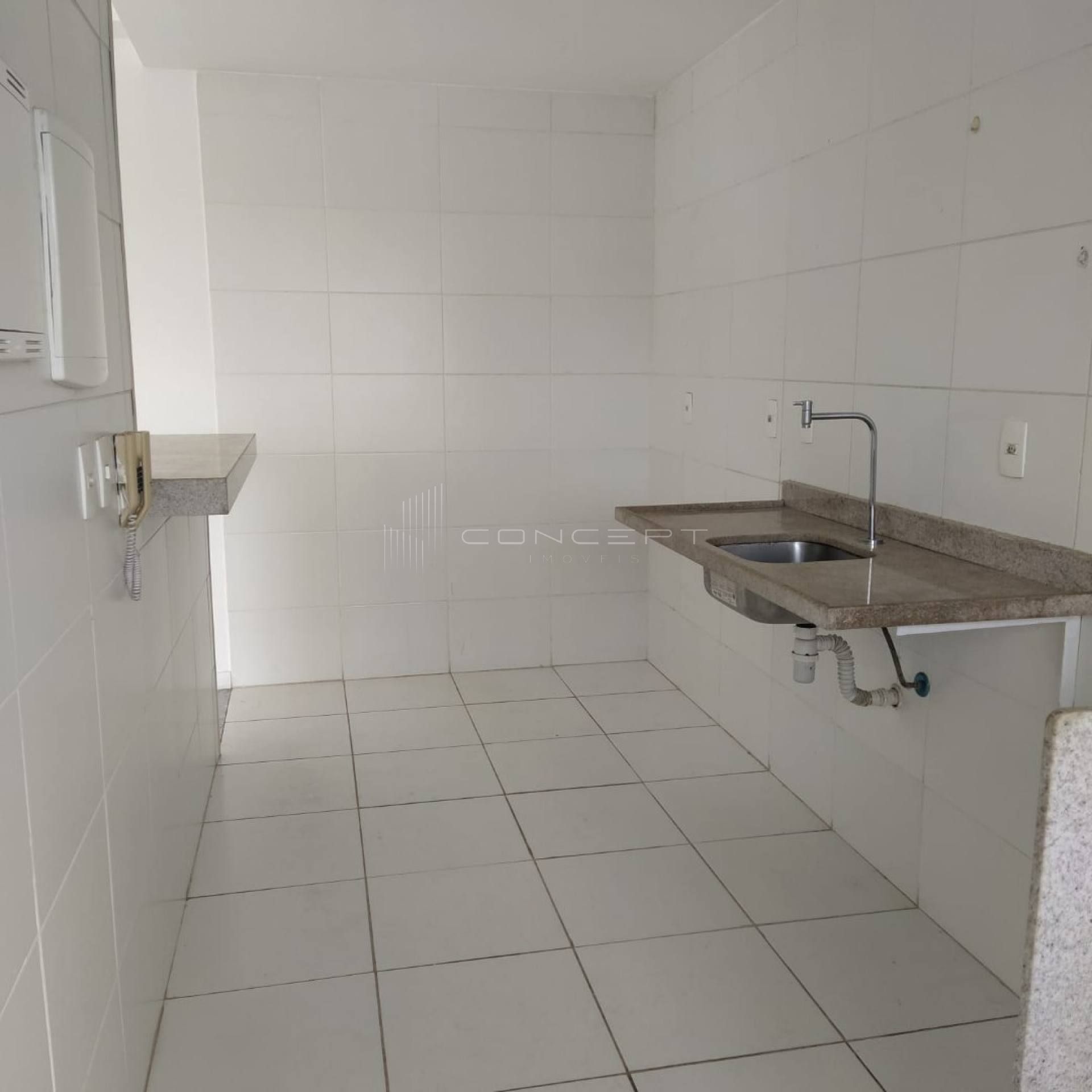 Apartamento no Bairro Jóquei no Condomínio Brisas Jóquei - 2 quartos