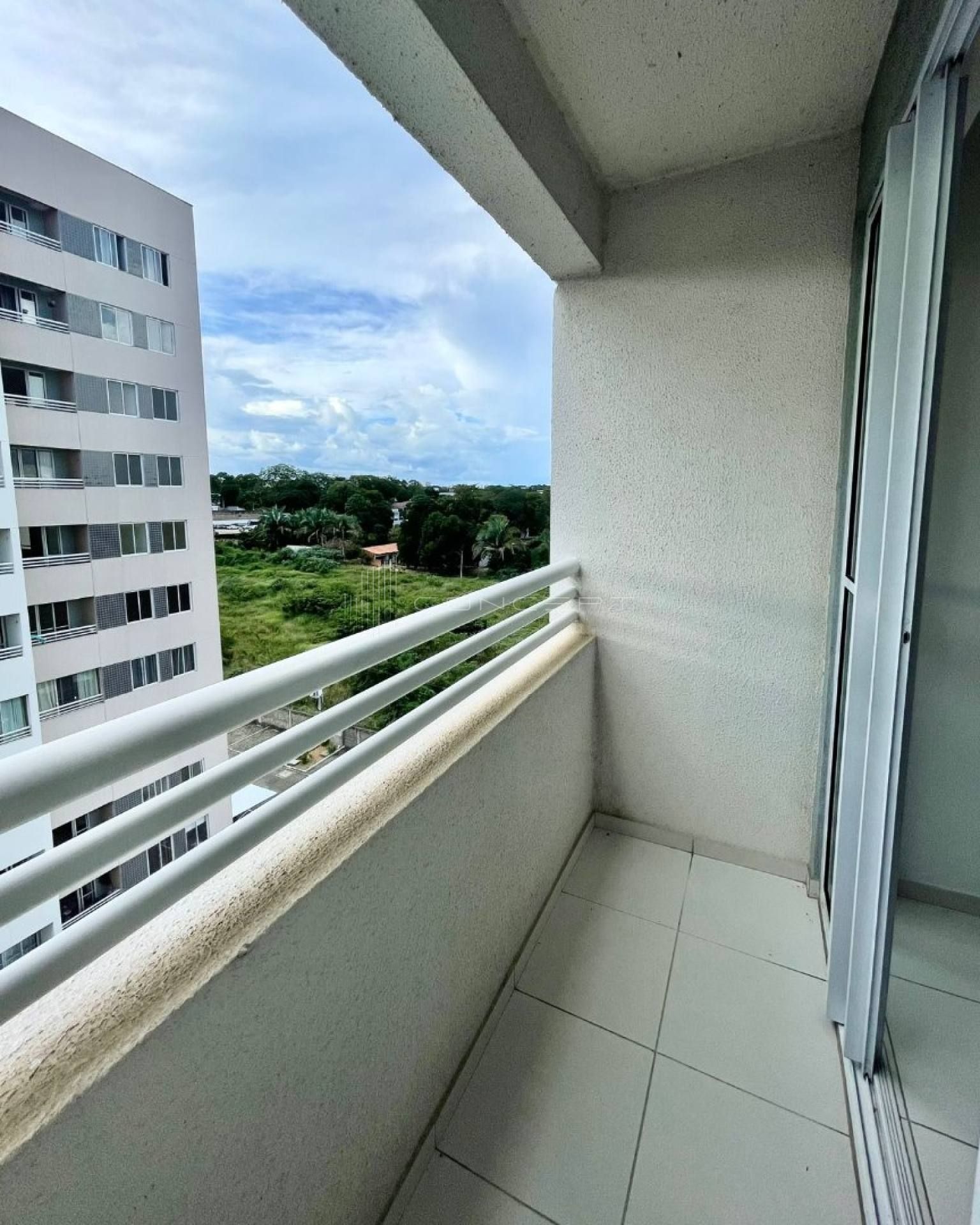 Apartamento com 3 Quartos na Avenida João XXIII - Condomínio Jardim de Manuella