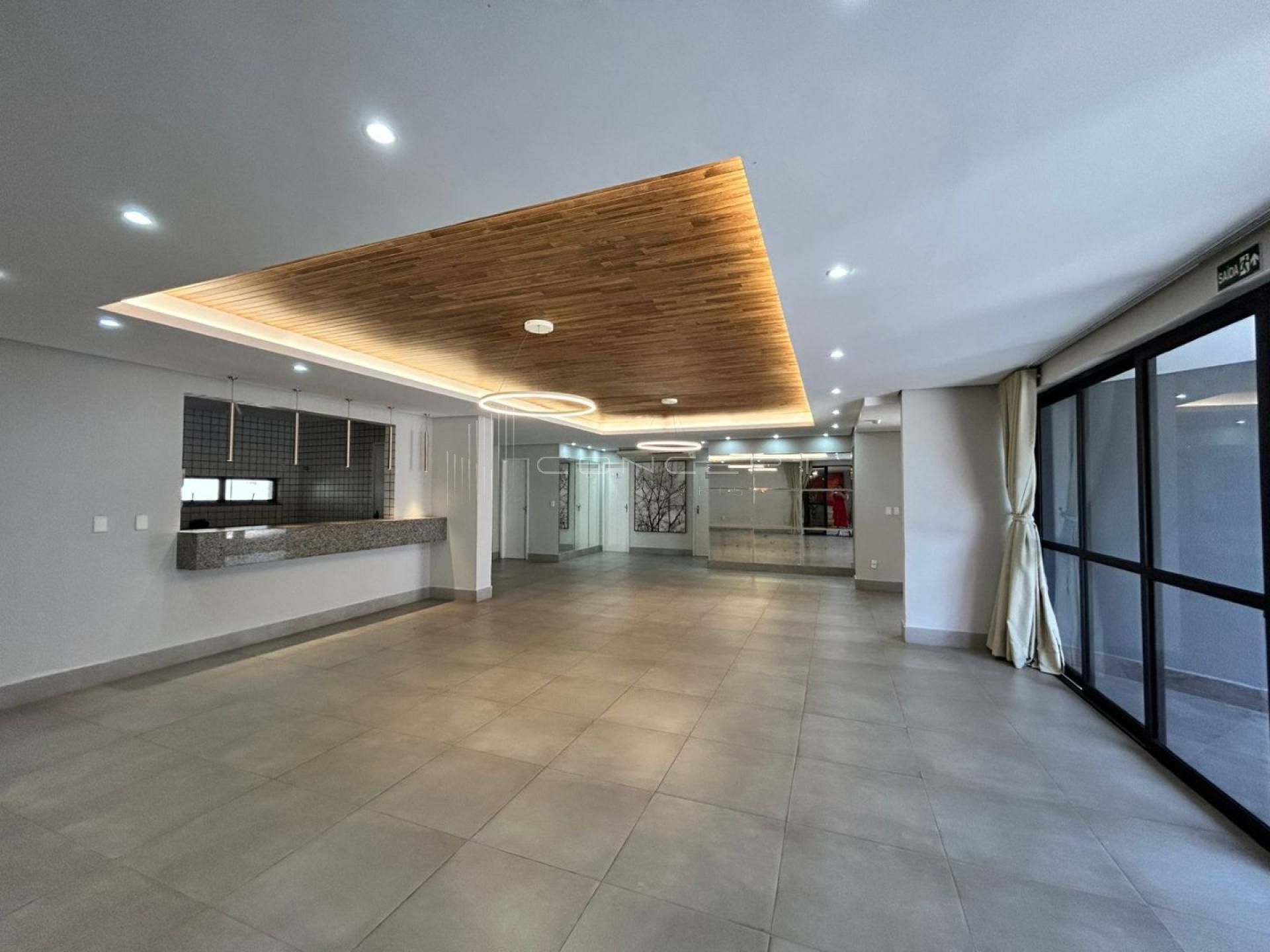Apartamento no Bairro Jóquei no Condomínio Mansão Rino Levi - 4 suítes