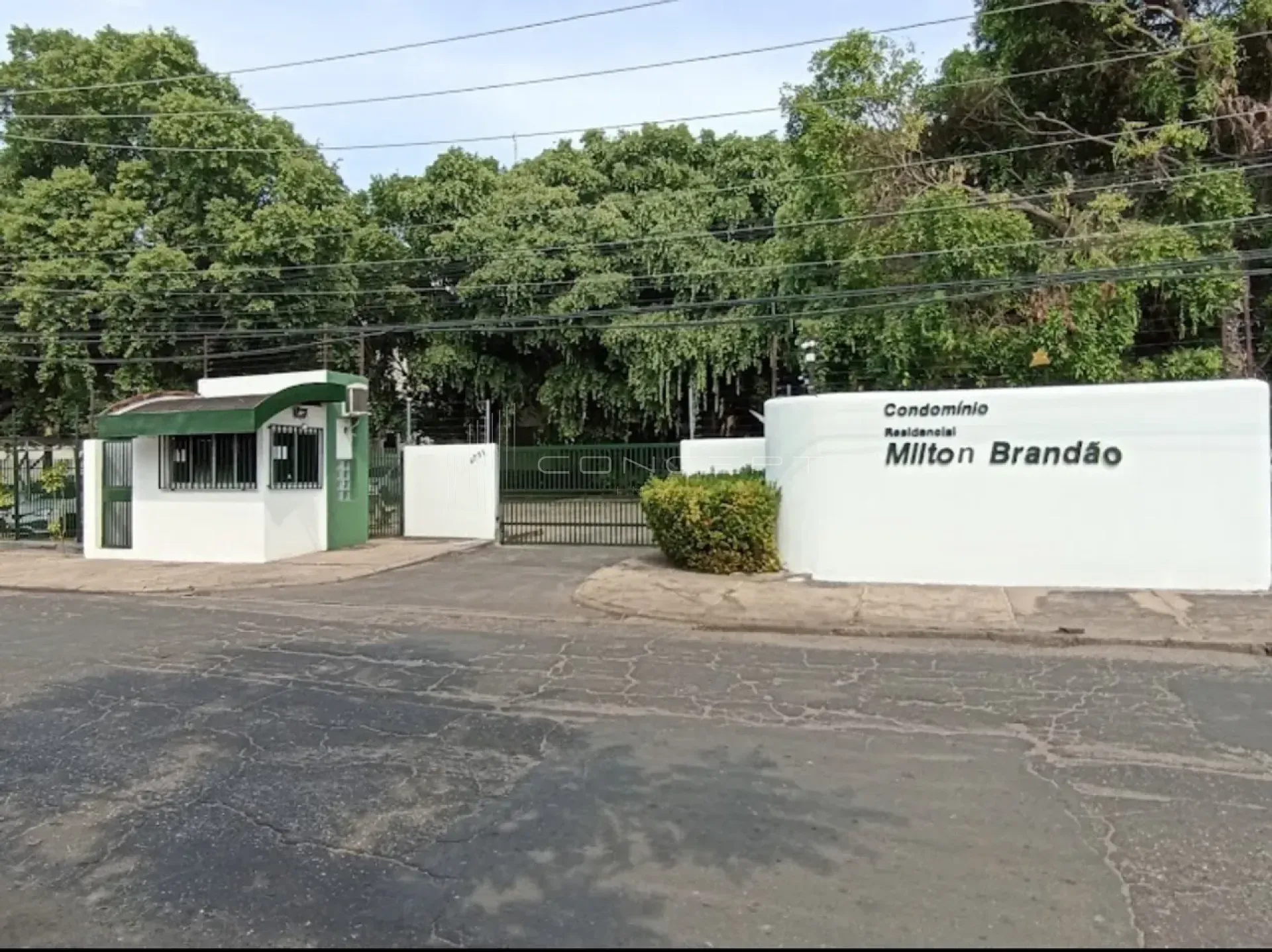 Apartamento na Zona Sul no Condomínio Milton Brandão - 2 quartos