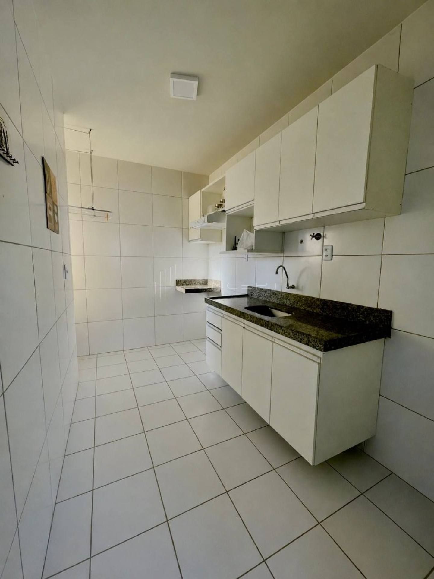 Apartamento no Bairro Cristo Rei no Condomínio Del Rei Residence - 3 quartos