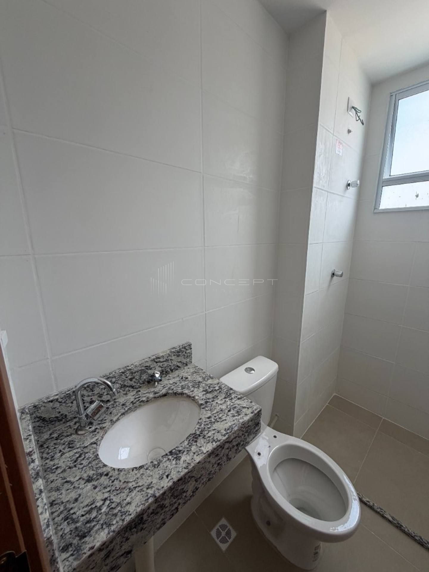 Apartamento no Bairro Morada do Sol no Condomínio Grand Topázio - 2 quartos
