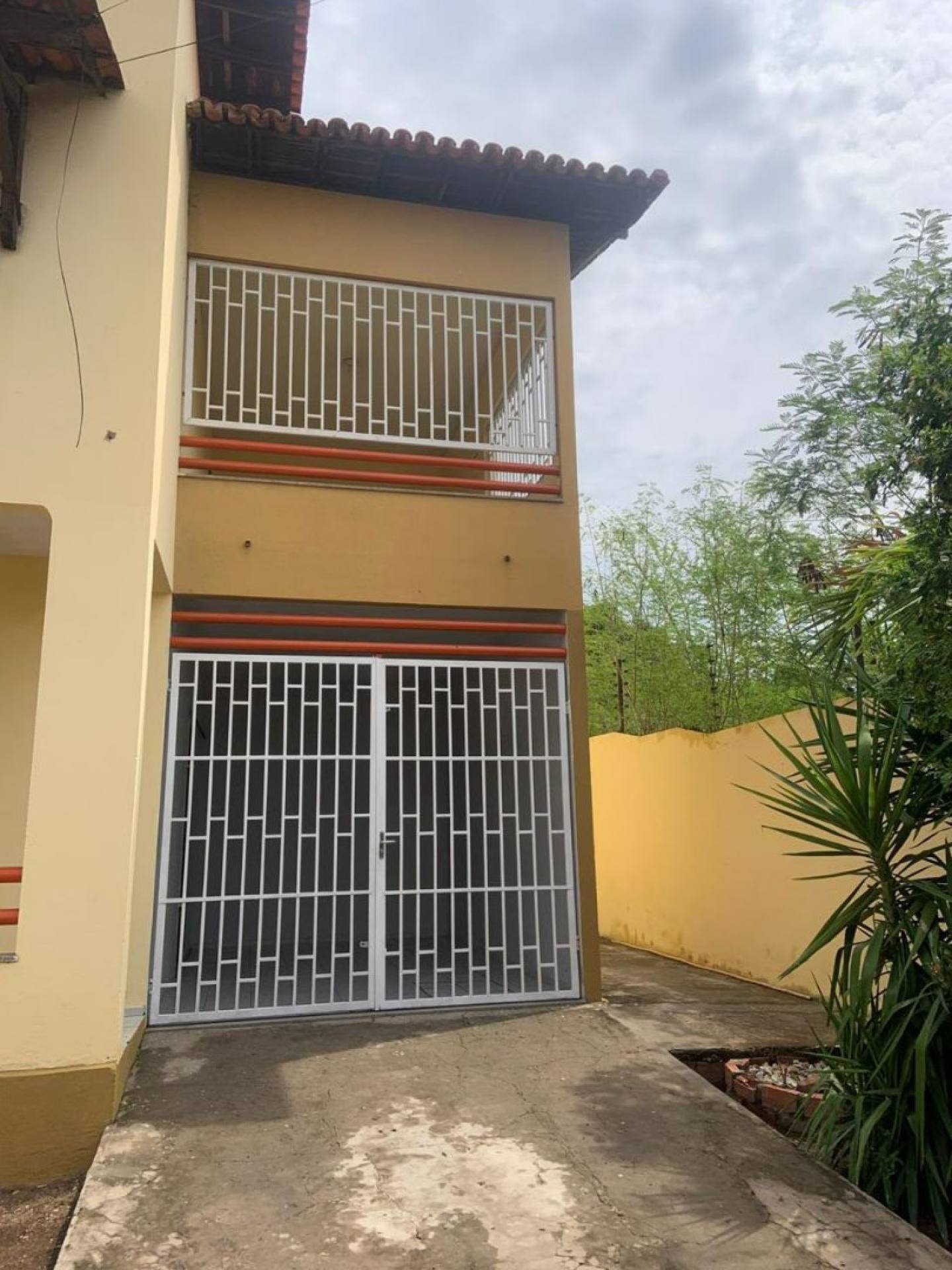 Casa Duplex no Bairro Morada Nova Residencial Hugo Prado