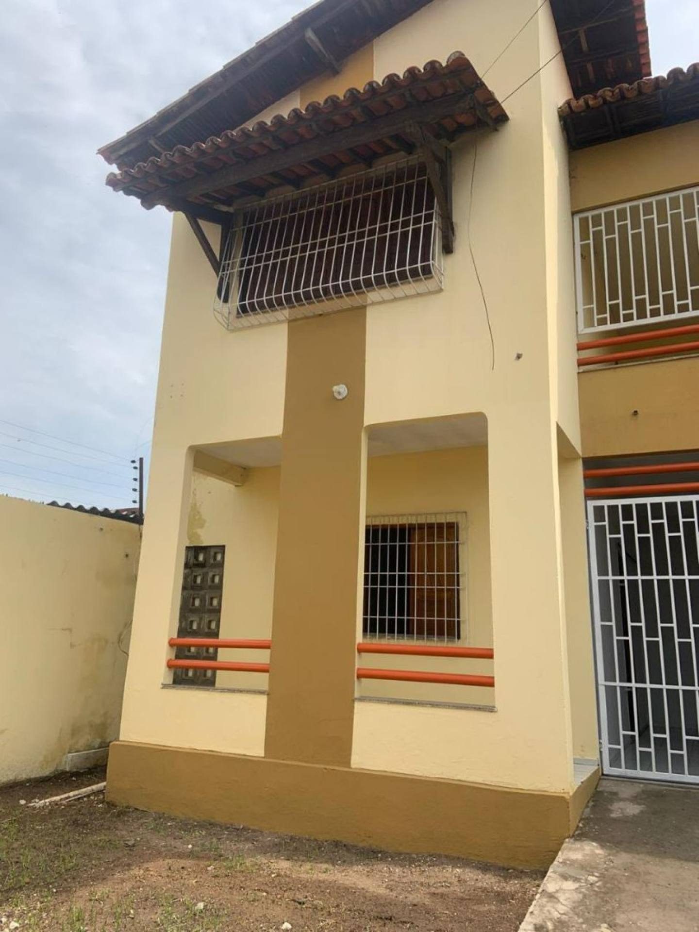 Casa Duplex no Bairro Morada Nova Residencial Hugo Prado