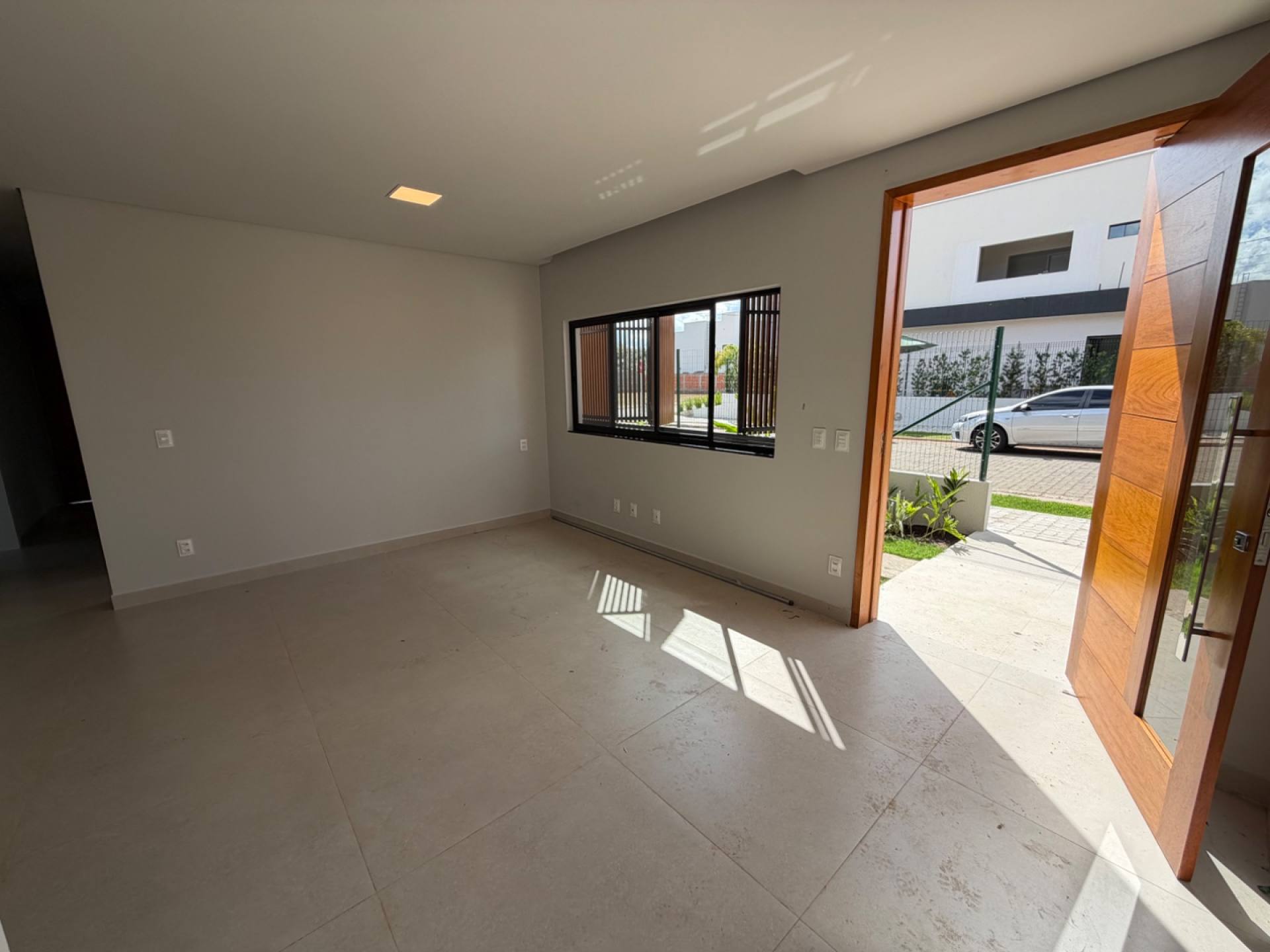 Casa Térrea no Condomínio Petrópolis