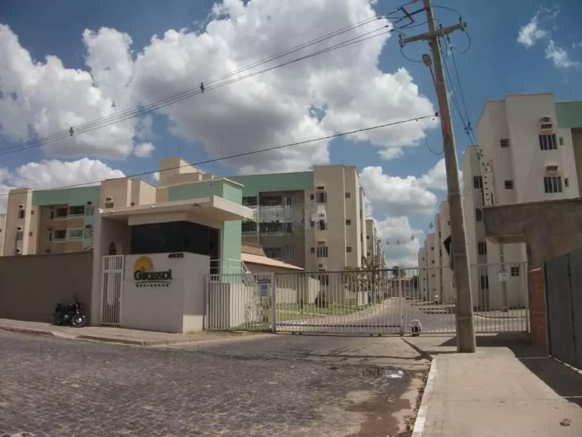 Apartamento no Bairro Campestre Condomínio Girassol Residence