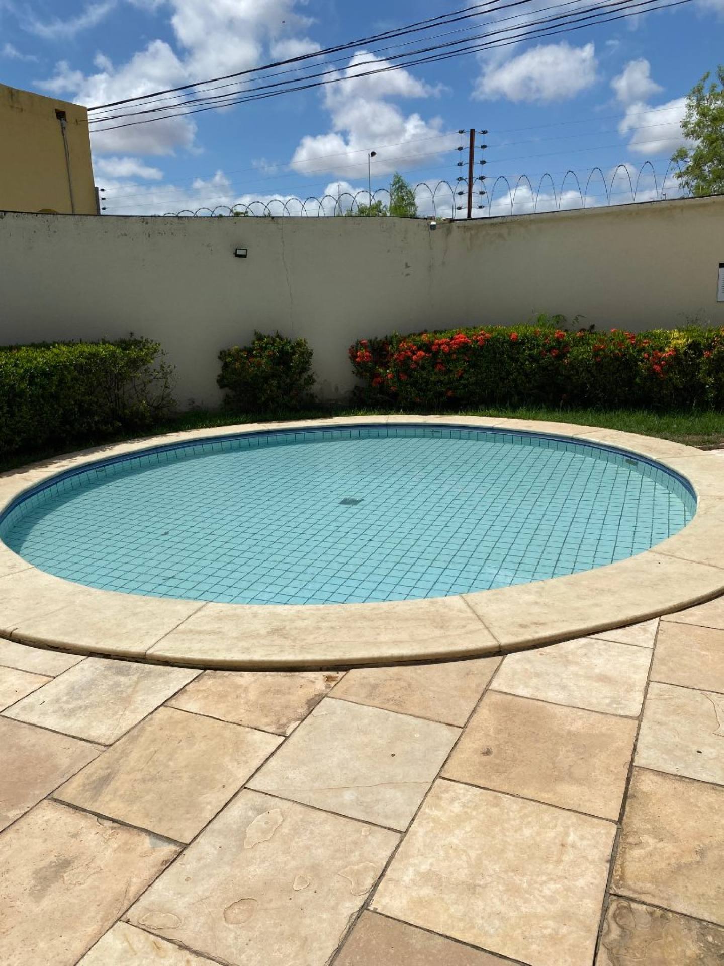 Apartamento no Bairro Campestre Condomínio Girassol Residence