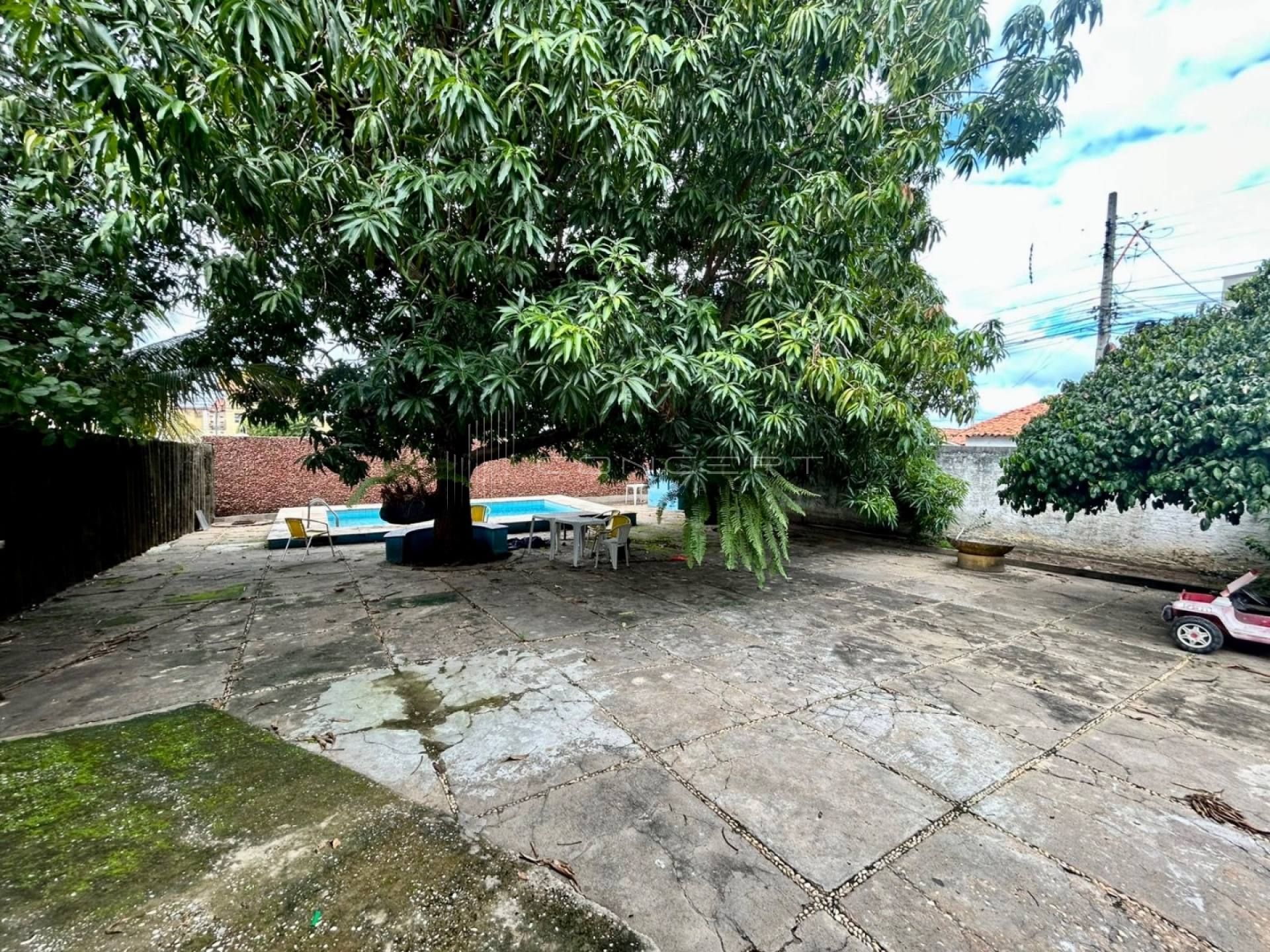 Casa Térrea no Bairro Piçarreira