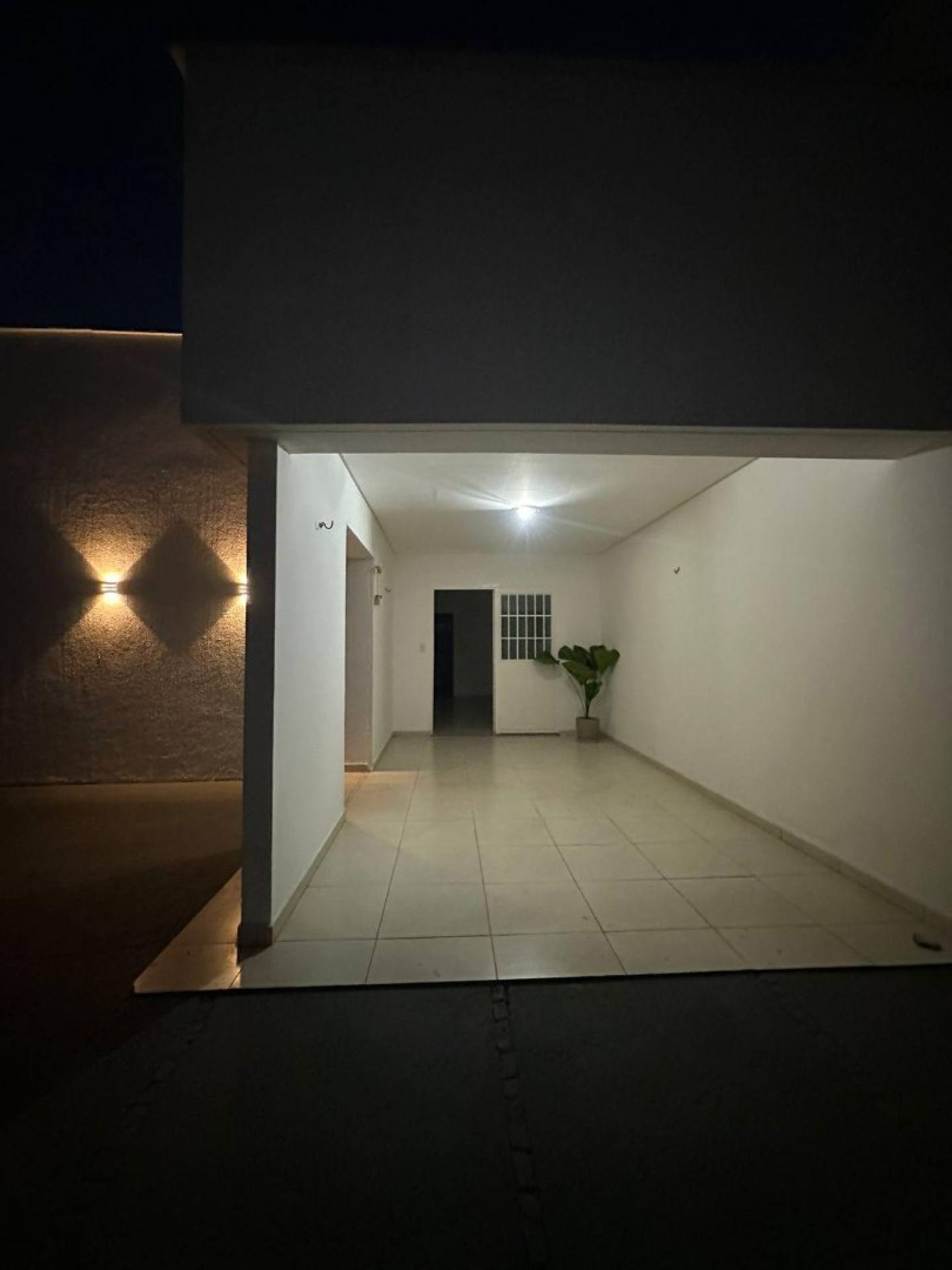 Casa no Bairro Vale Quem Tem- 03 Quartos