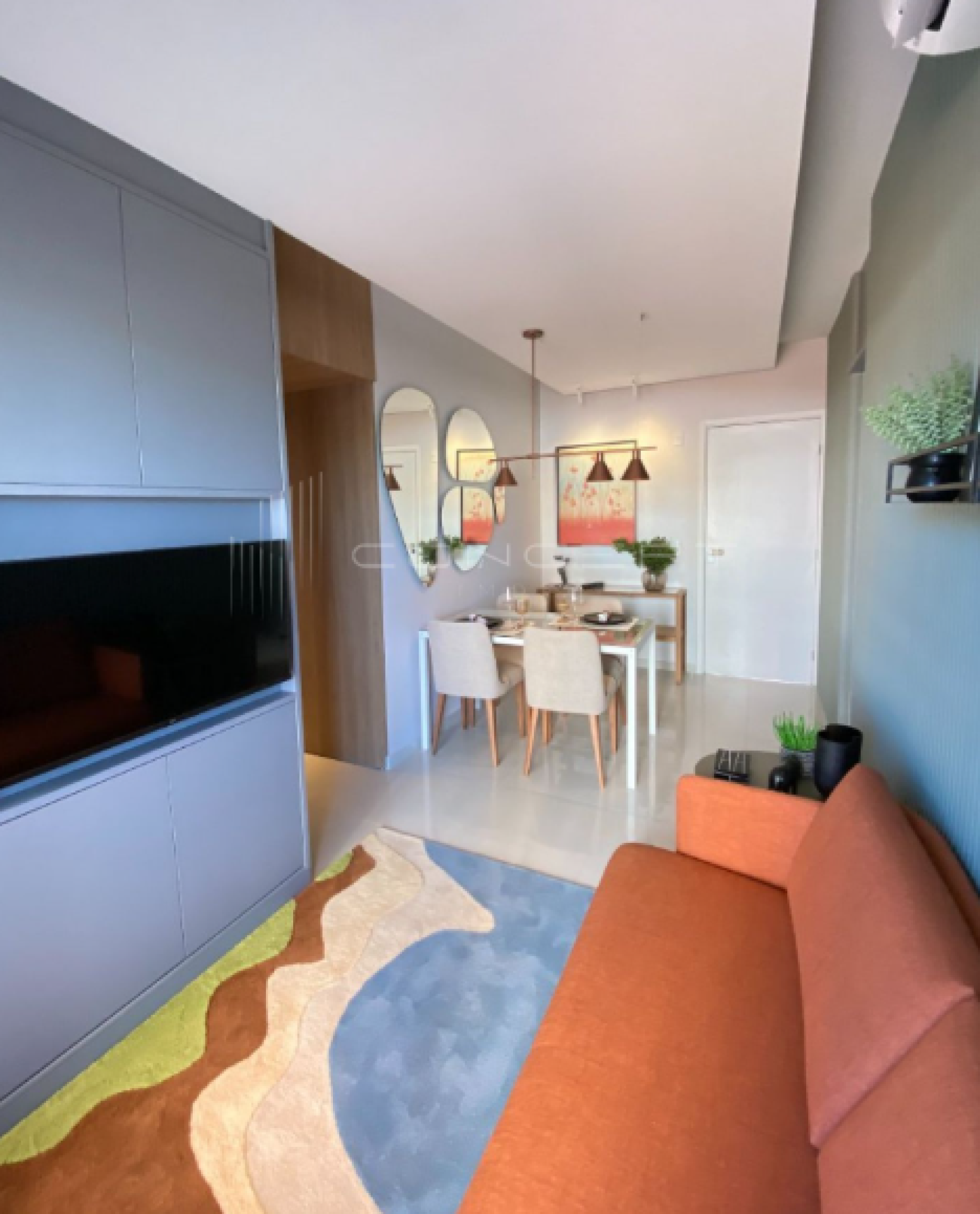Apartamento no Bairro Ilhotas Sky Residence I