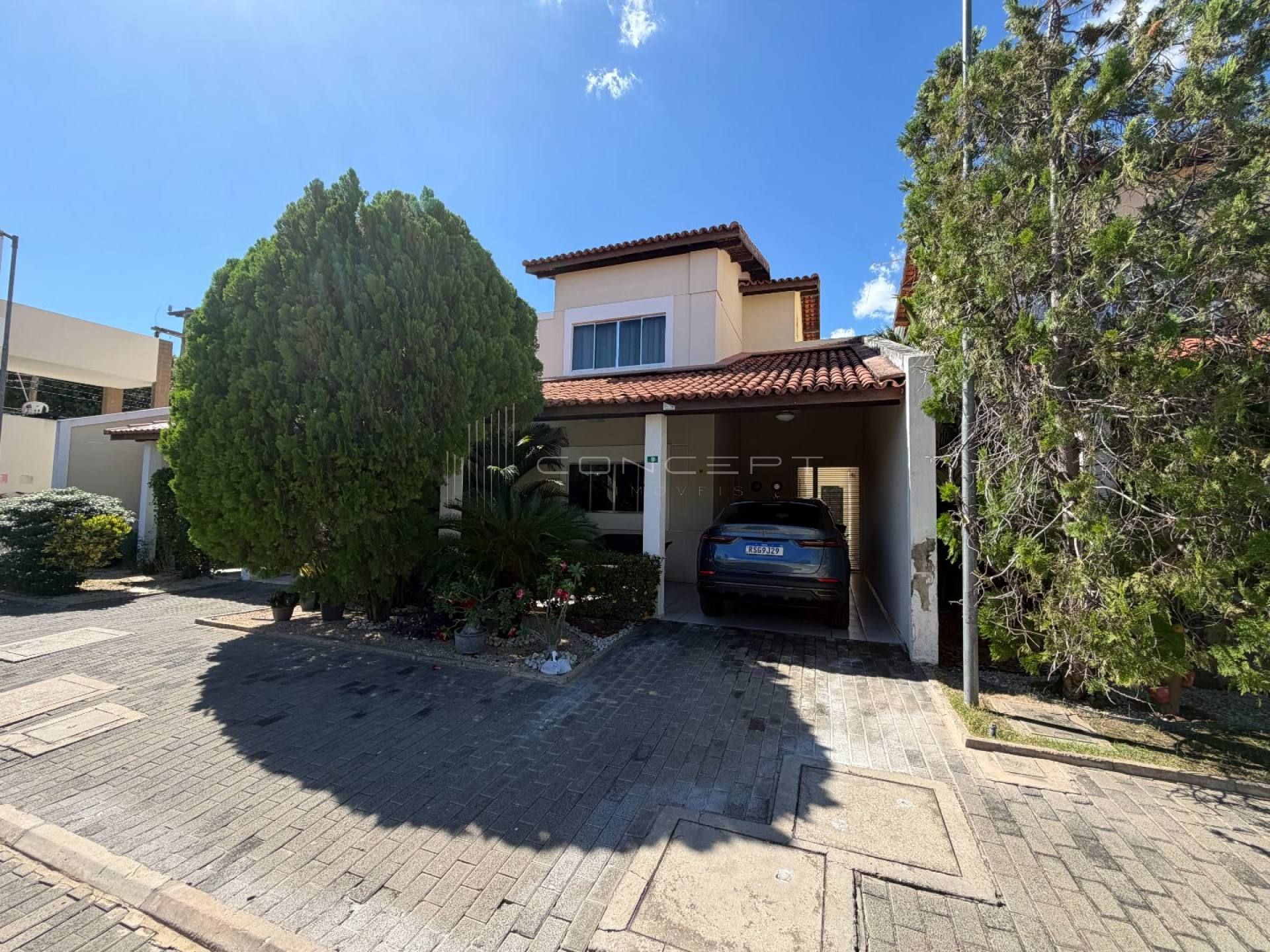 CASA DUPLEX NO BAIRRO PIÇARREIRA COND. QUINTA DOS AÇORES